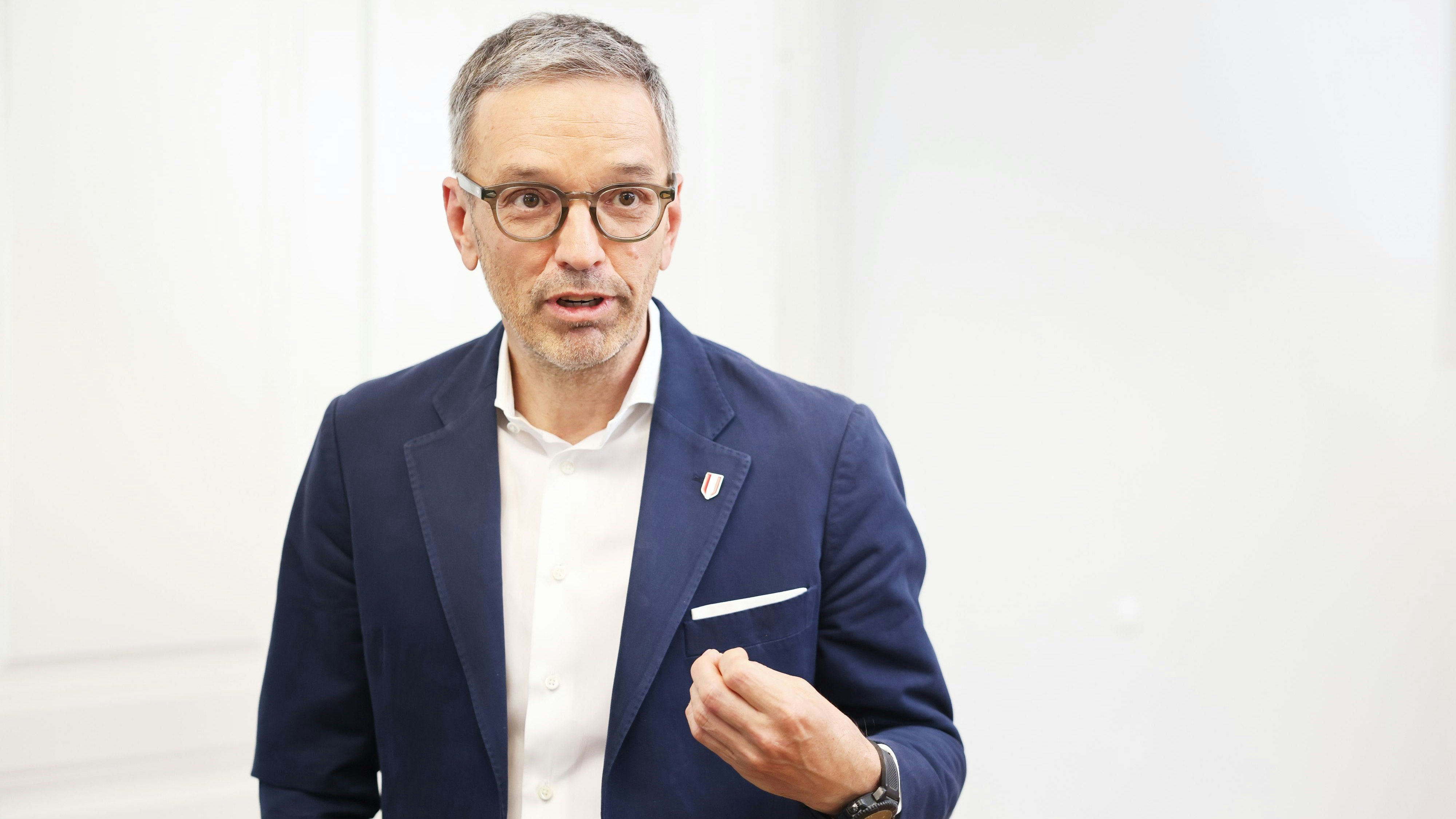 Heute.at - Absolute Verhöhnung – Kickl rechnet knallhart ab