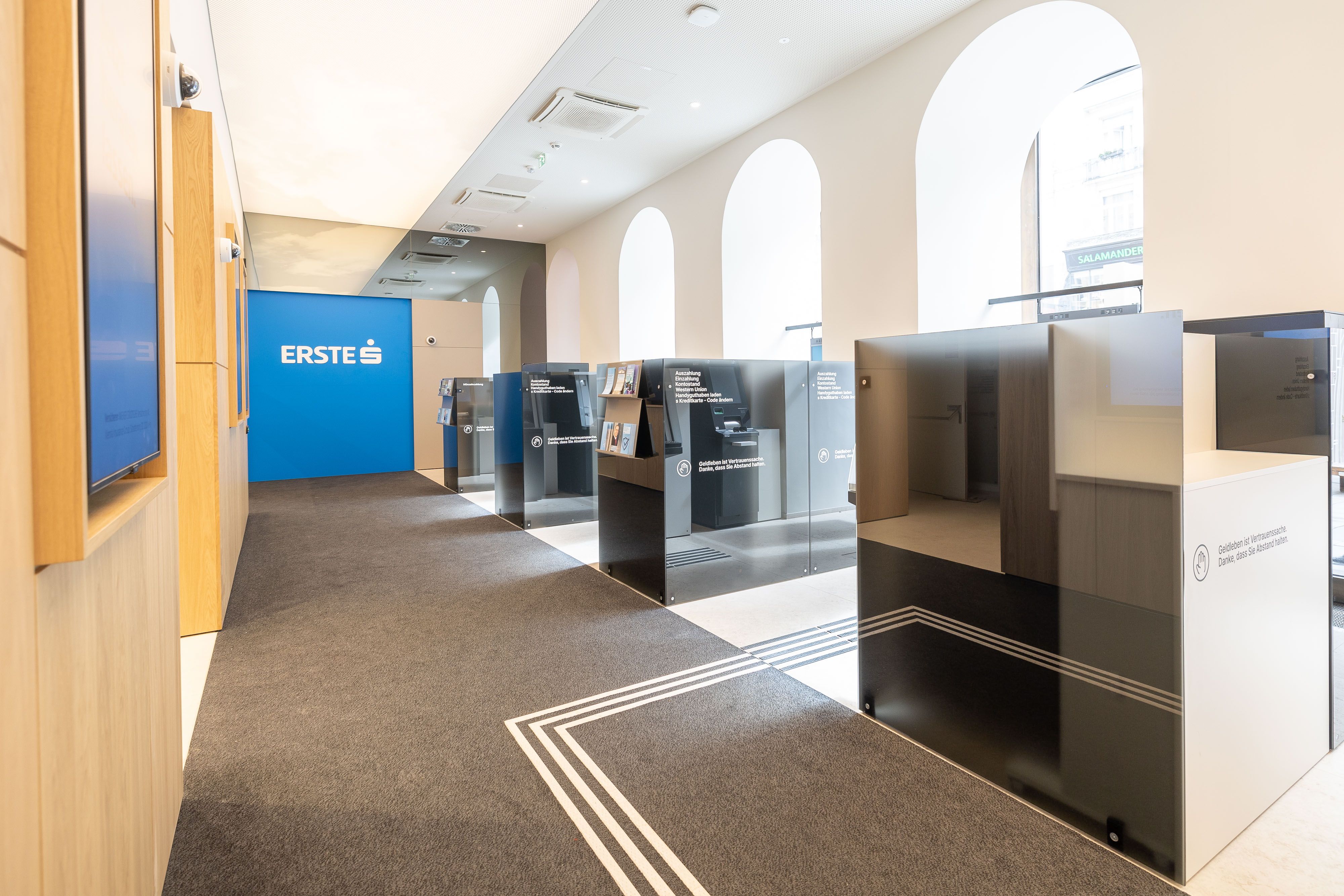 Die Erste Bank informiert über Änderungen bei SEPA-Überweisungen.