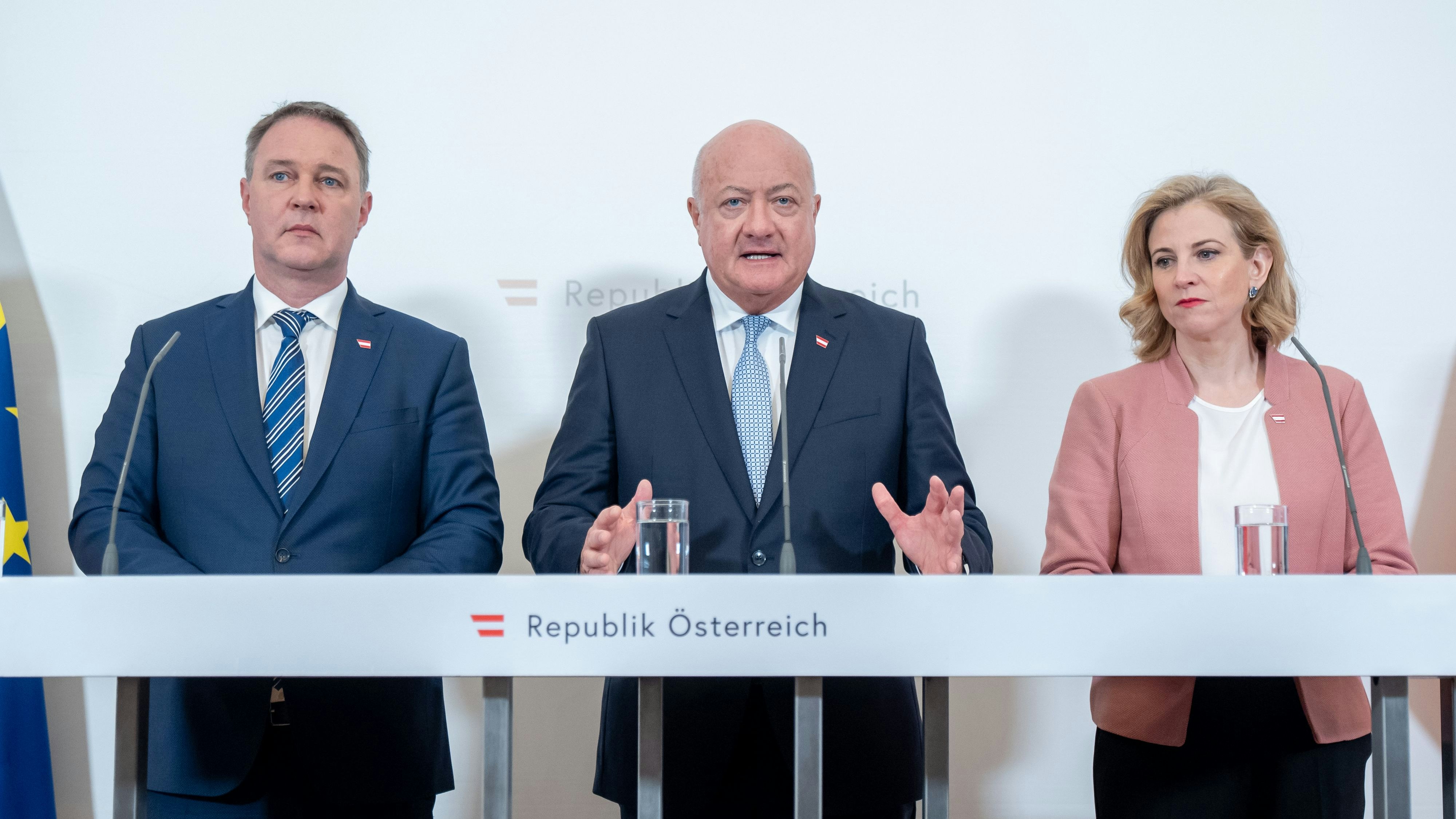 Heute.at - Geheimgipfel zu Pensionen – soziale Staffelung ist fix