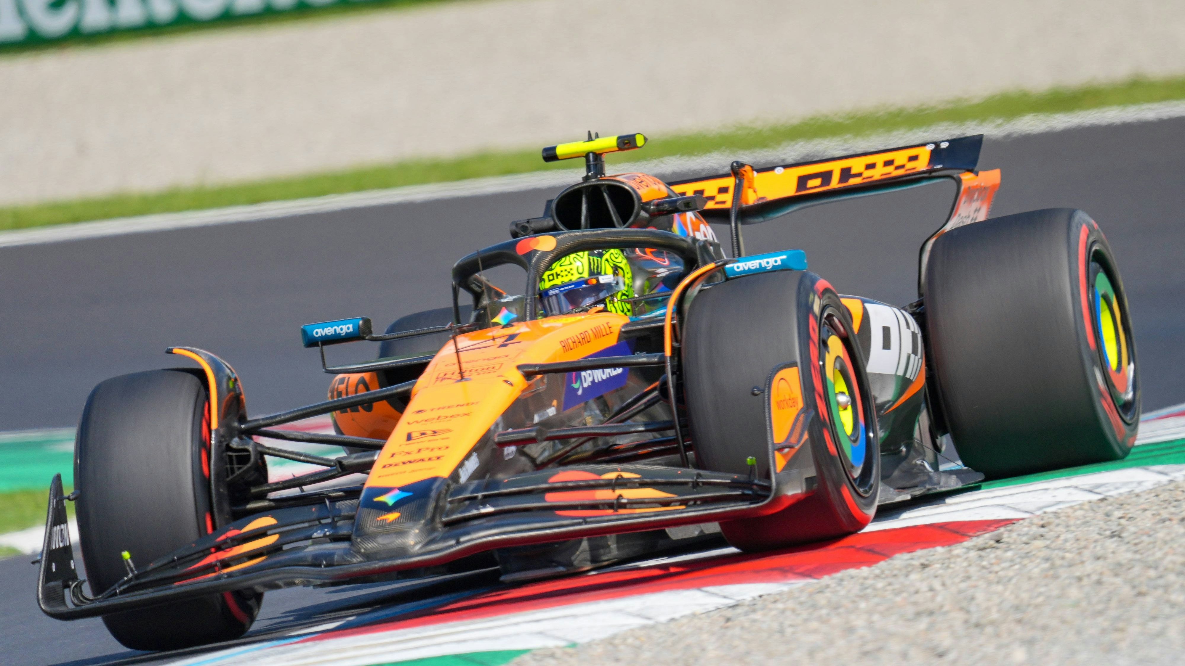 Heute.at - Norris wieder Schnellster, Verstappen schimpft Gegner