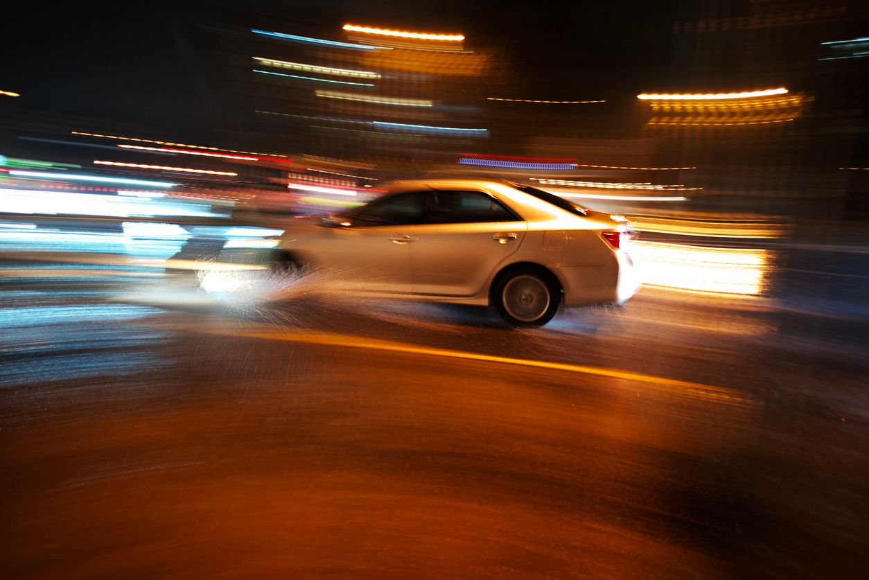 Der Raser (46) verursachte auch einen Unfall. (Symbolbild)