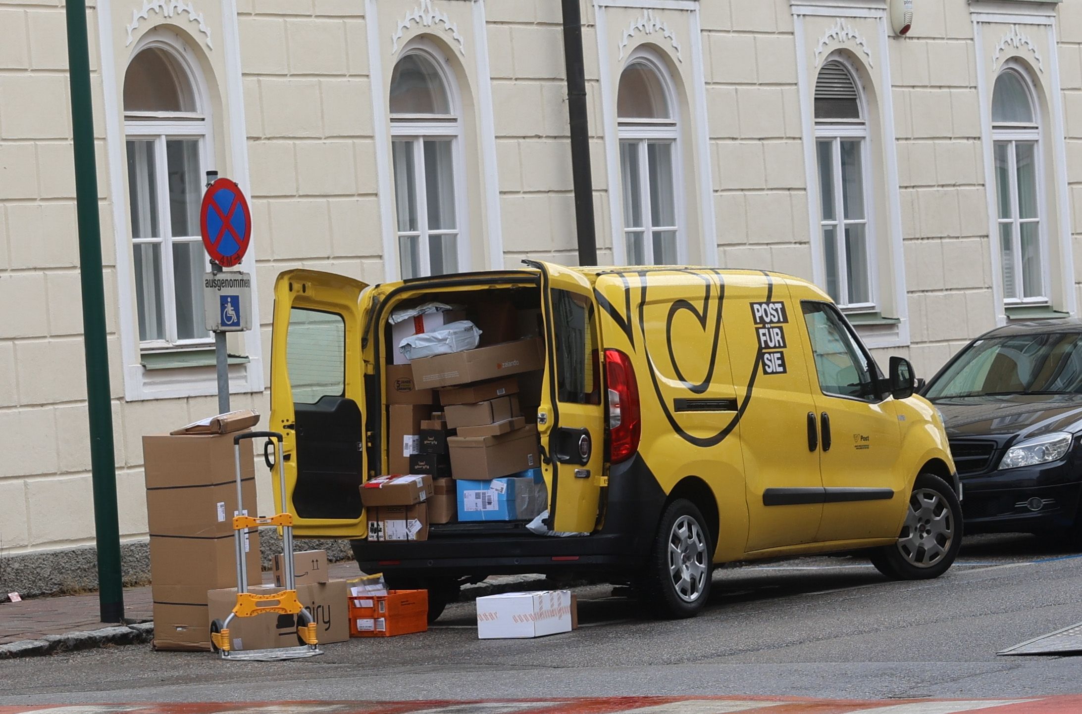 Auch die österreichische Post stoppte Lieferungen in die USA mit Ende August. Symbolbild.