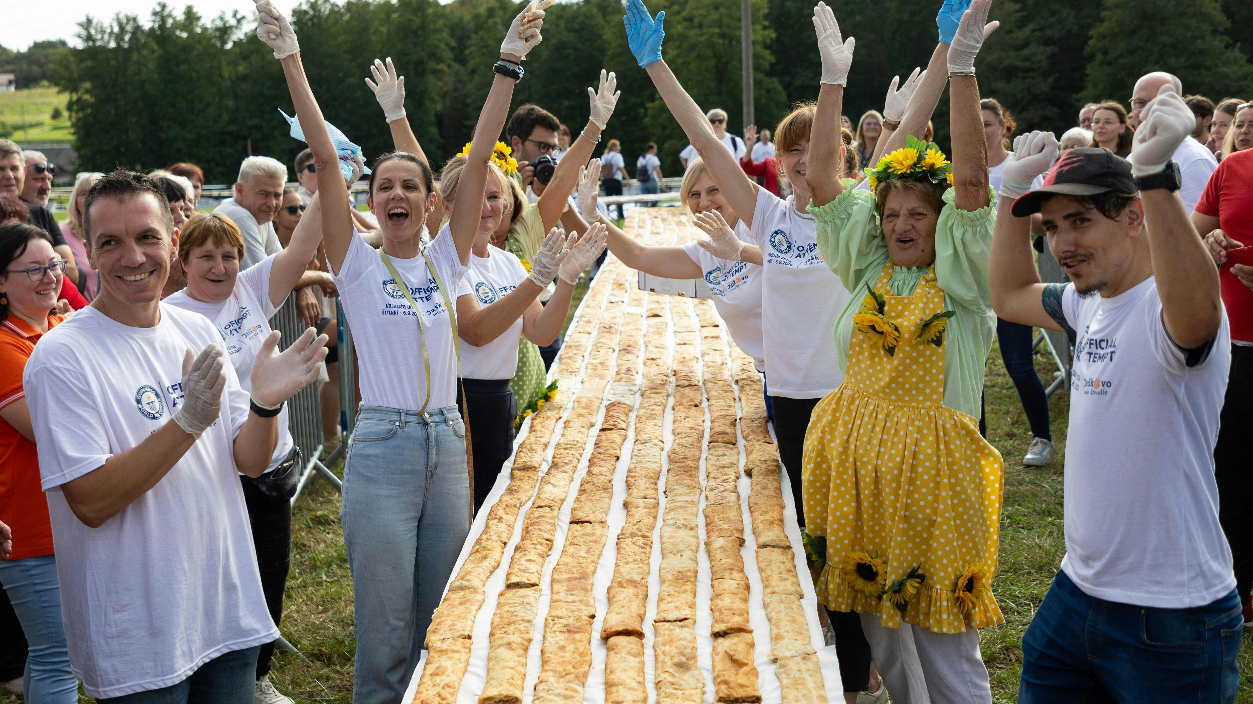 Beim Strudelfest in Jaškovo wurde heuer ein neuer Weltrekord aufgestellt.
