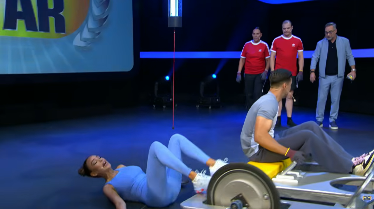 Verona Pooth stürzte beim ersten Spiel.