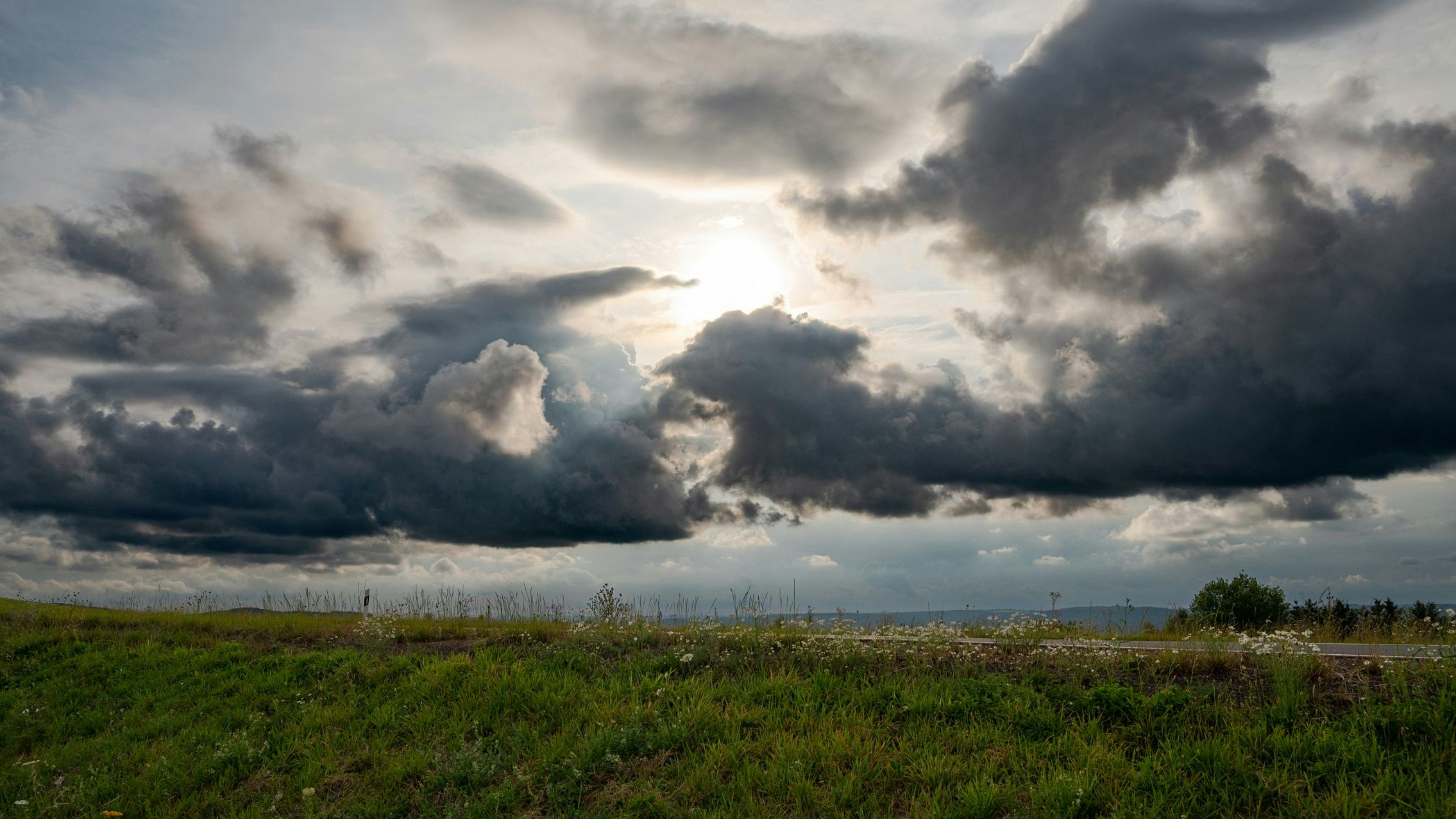 Das Wetter in Österreich wird zur neuen Woche wieder ungemütlicher. (Symbolbild)