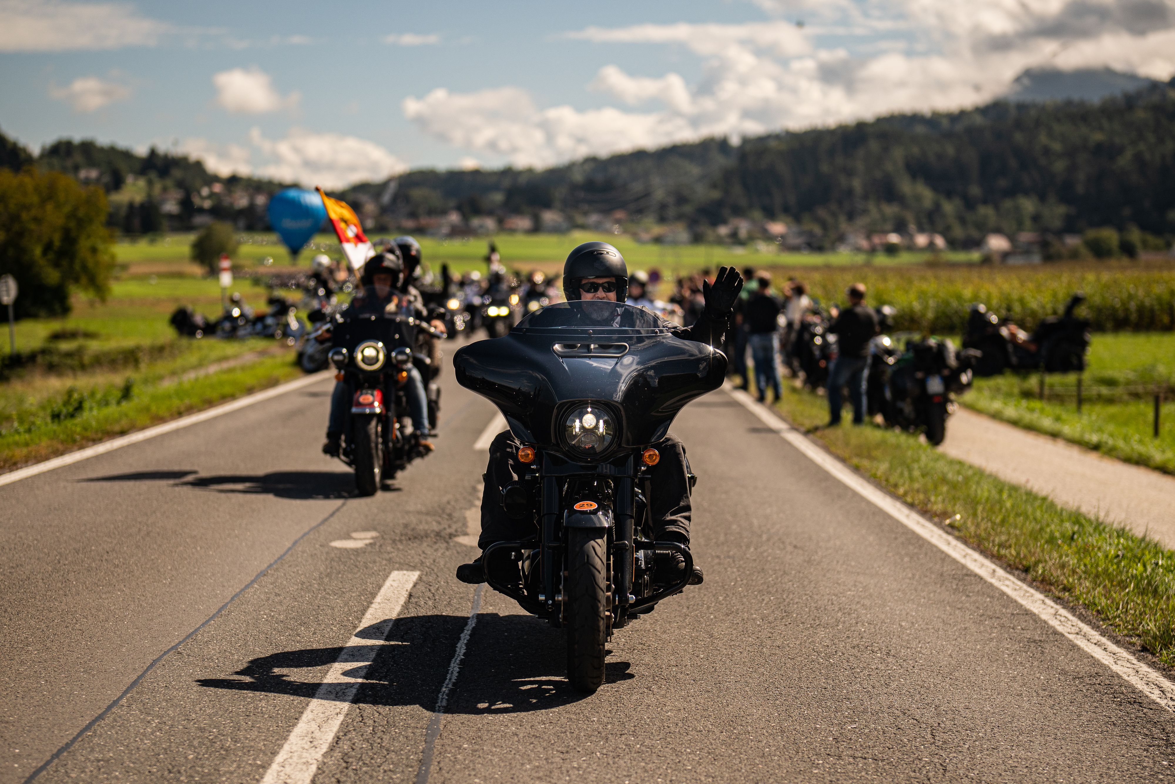 Zahlreiche Besucher kamen zur European Bike Week am Faaker See. Leider passierte auch ein tödlicher Unfall. Symbolbild.