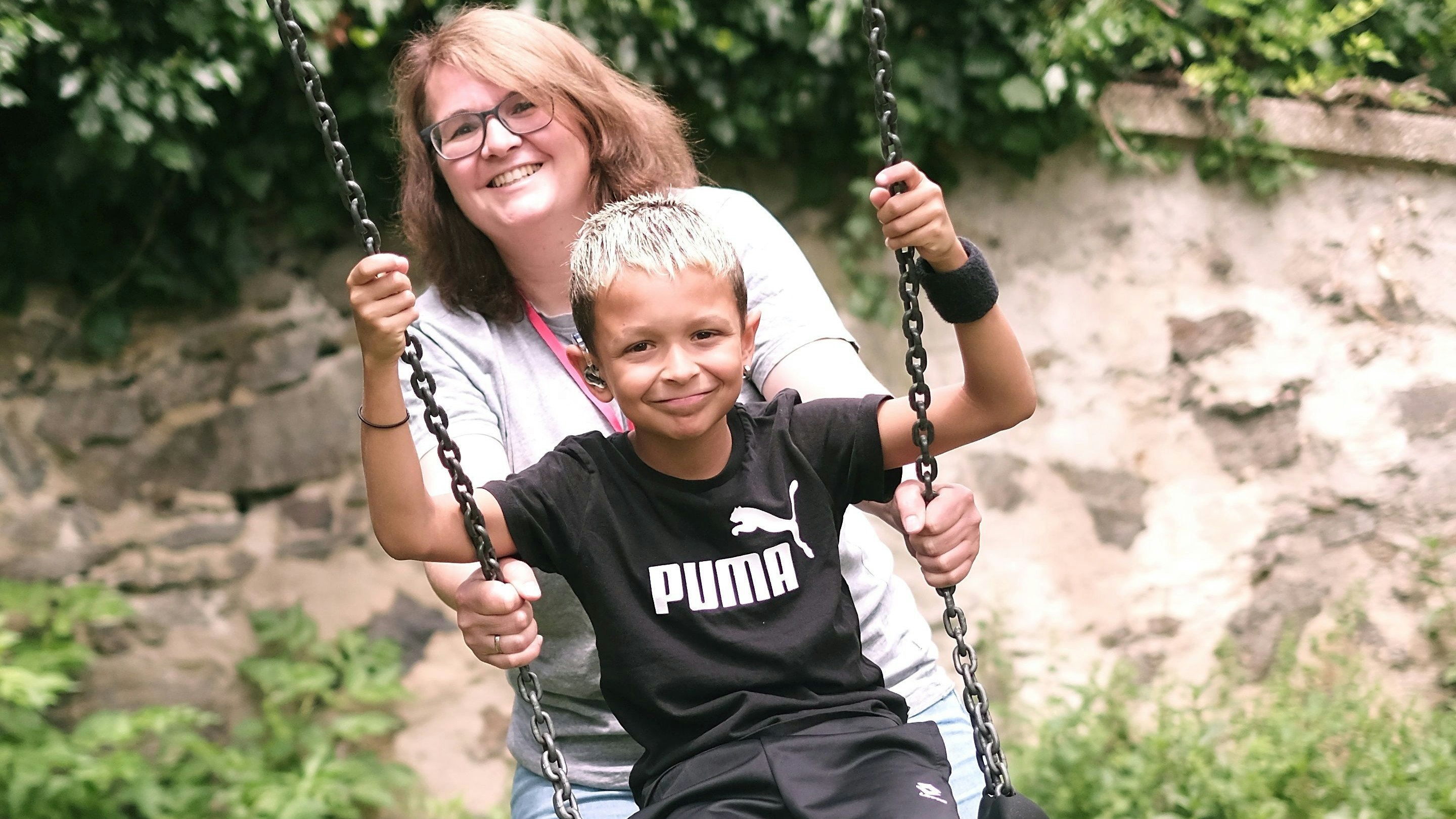 Heute.at - Aus dem Gleichgewicht: Doris (42) hilft Familien in Not