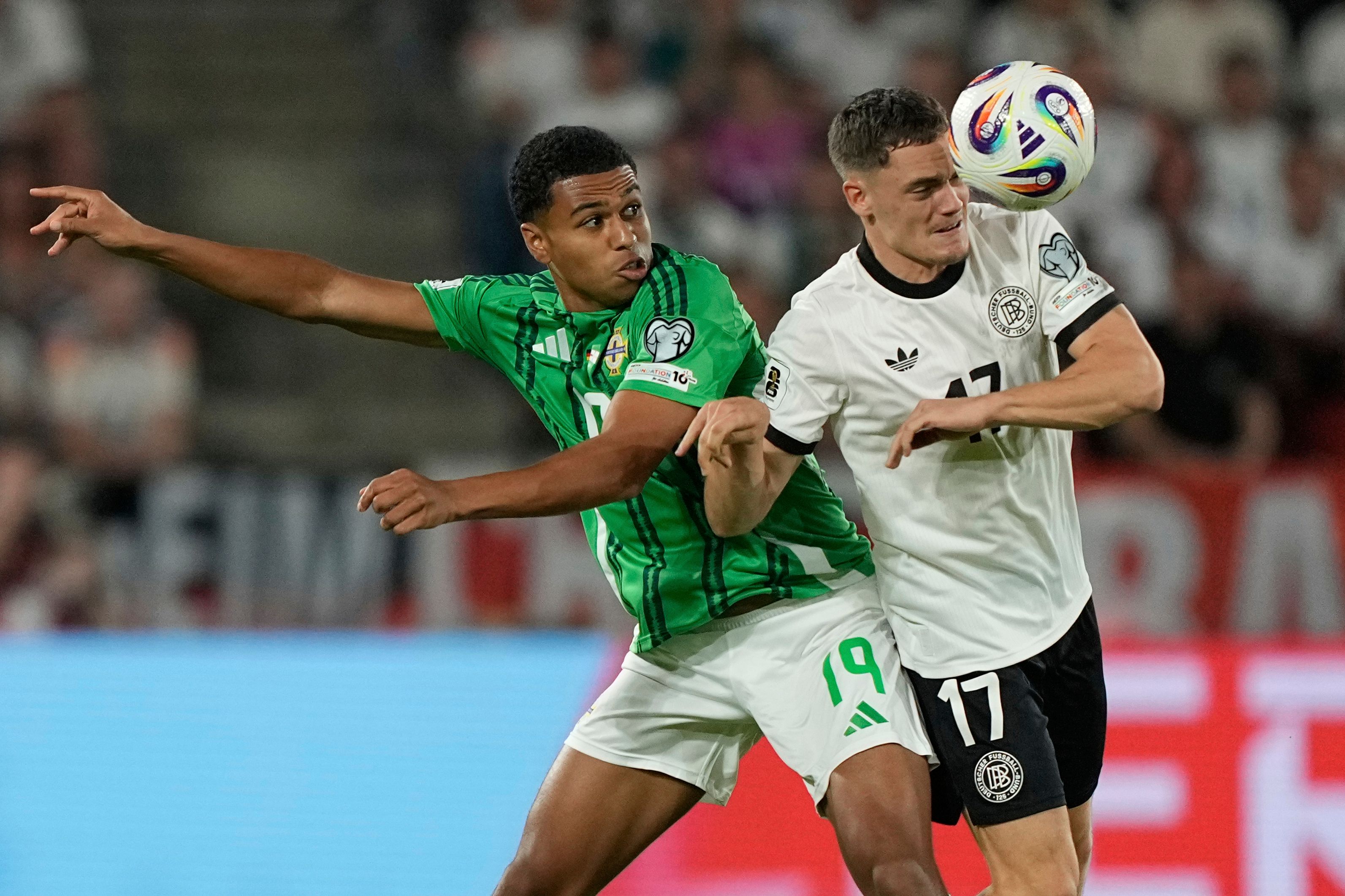 Wirtz (r.) traf gegen die Nordiren zum 3:1.