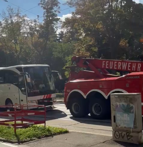 Der schadhafte Bus sorgte für einen Einsatz der Berufsfeuerwehr Wien