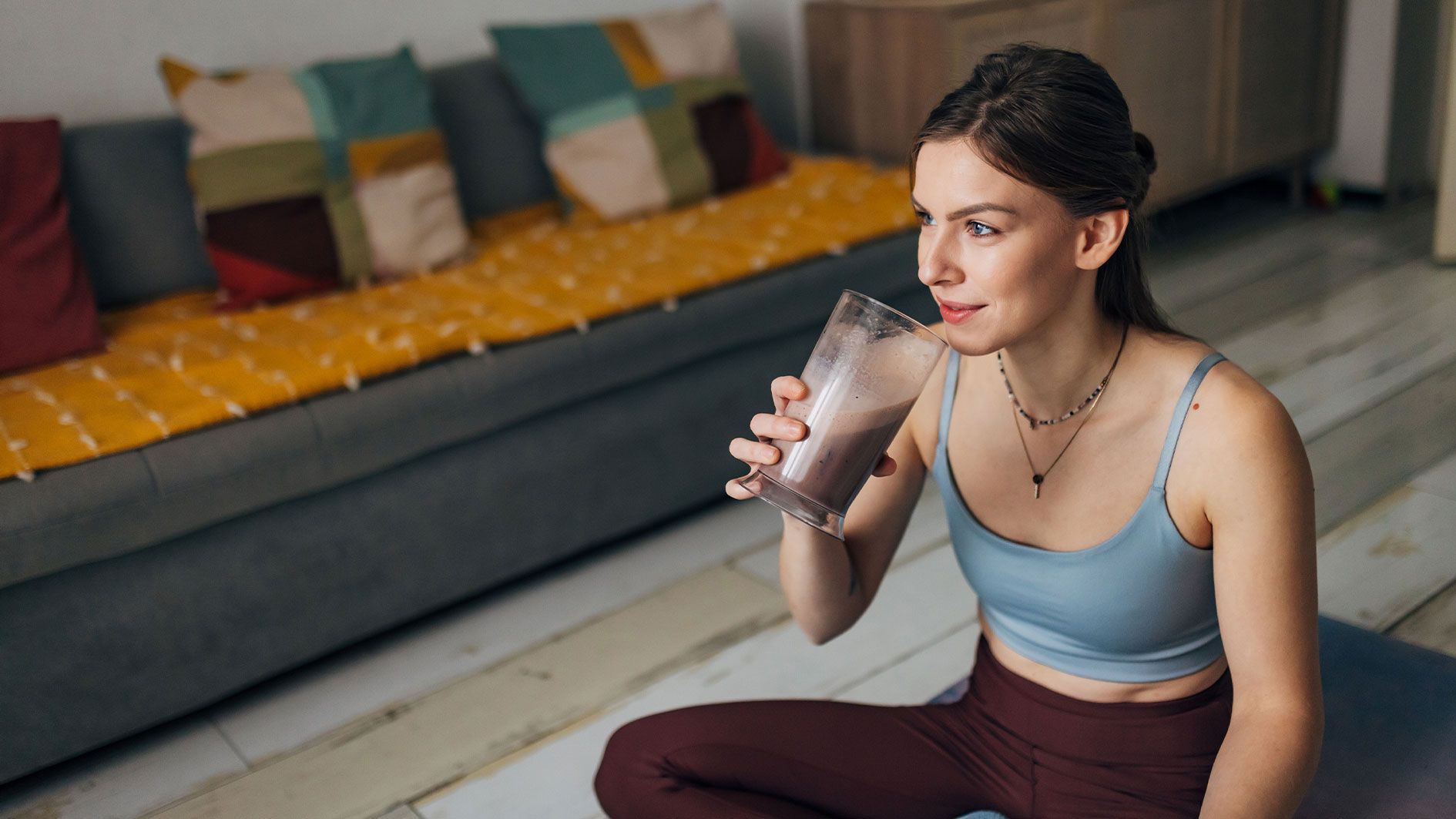 In der Schokoladenmilch stecken wichtige Vitamine und Aminosäuren, die für den Körper besonders wichtig sind.