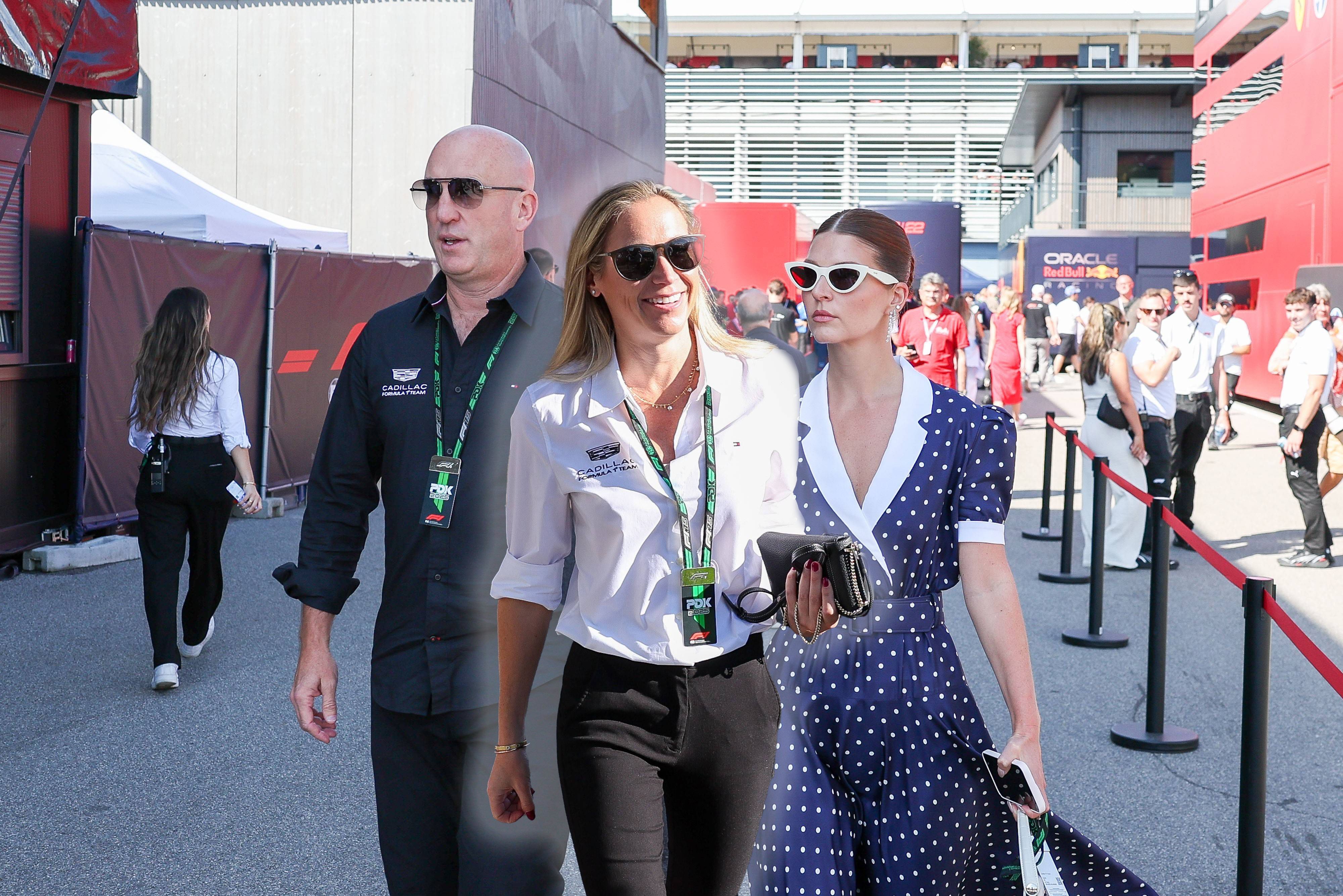 Cadillac-CEO Dan Towriss mit seiner Ehefrau Cassidy (r.). Auch Assistentin Fiona Hewitson war in Monza dabei.