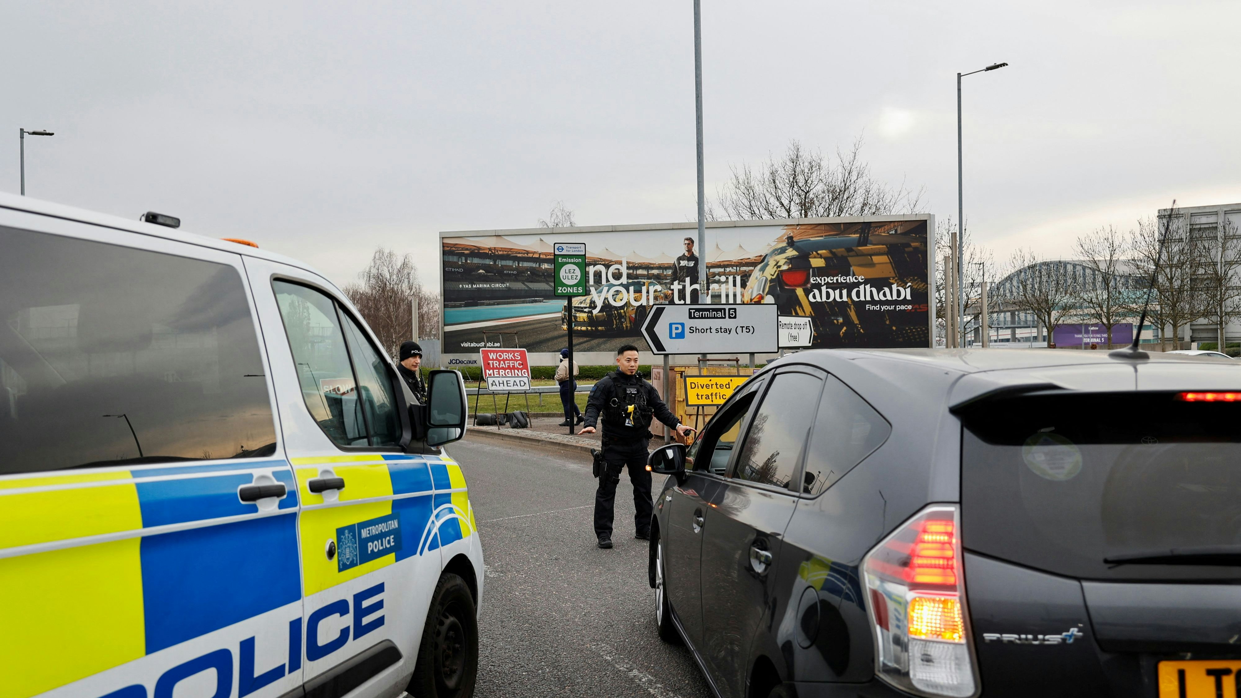 Am Montagabend kommt es am Flughafen Heathrow in der englischen Hauptstadt London zu einem Großeinsatz. (Symbolbild)