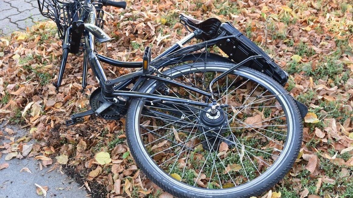 Die Radfahrerin erlitt bei dem Unfall lebensgefährliche Verletzungen.