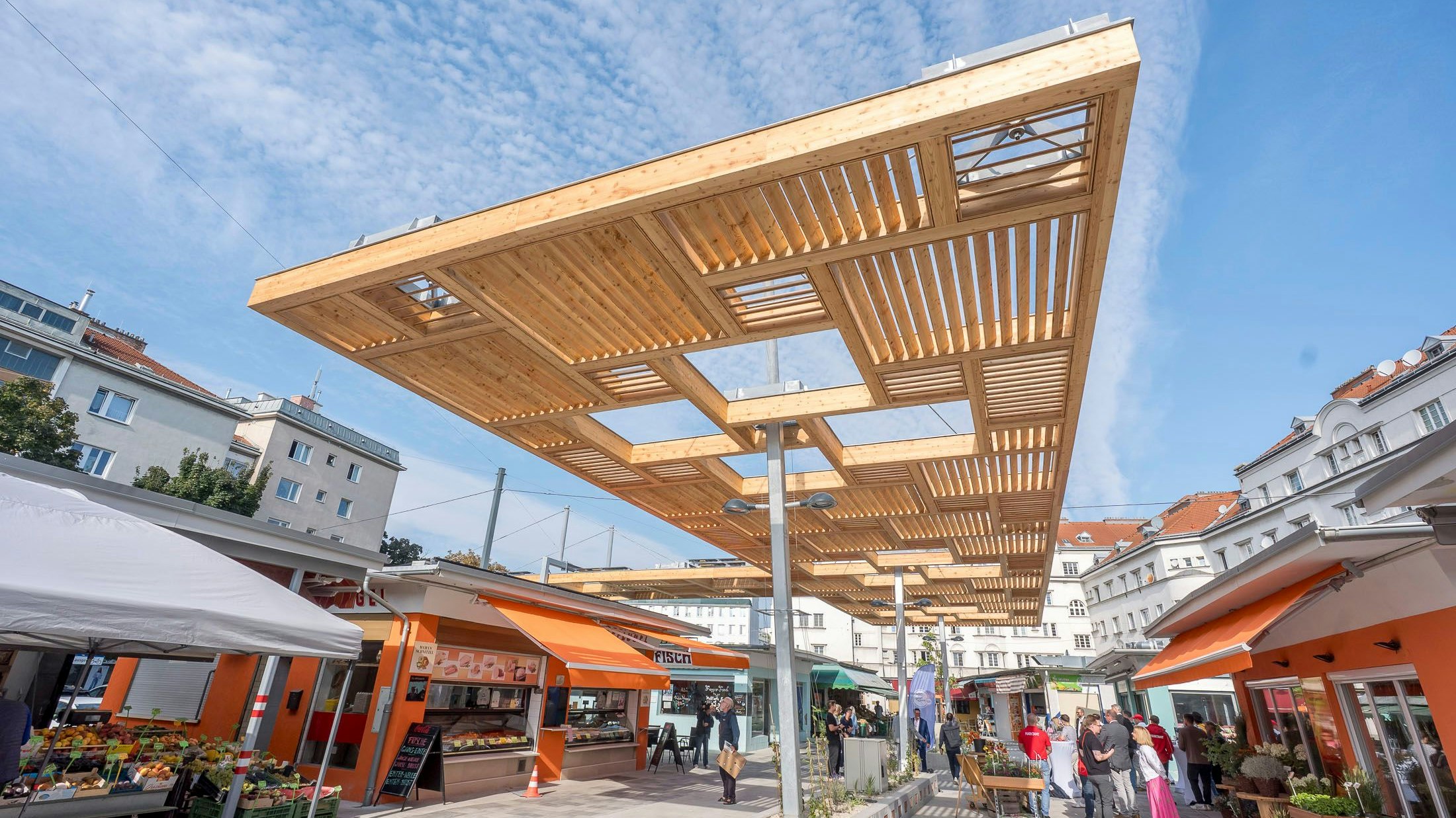 Der Floridsdorfer Markt hat einen neuen Astrich bekommen.