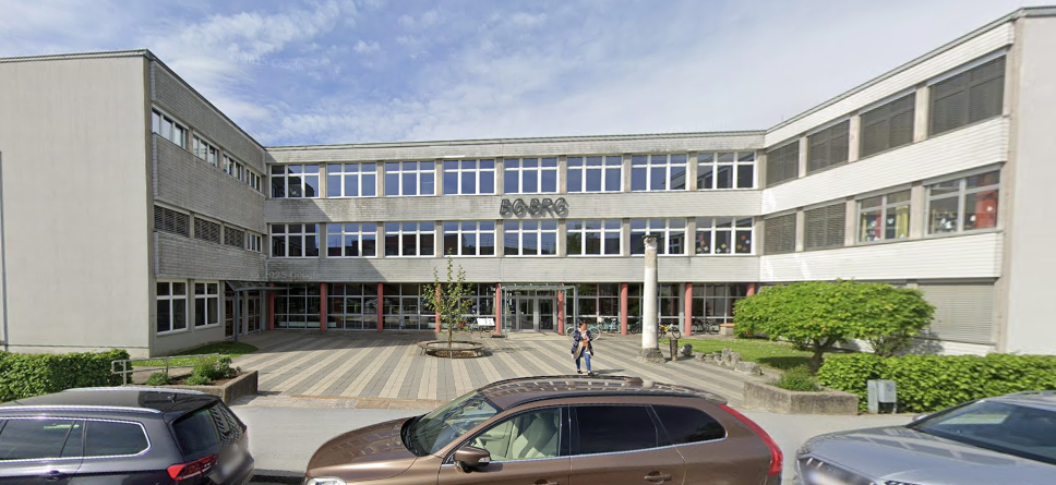 Die Maßnahme kommt an allen Schulen in Leibnitz (im Bild: BG/BRG Leibnitz) um Einsatz.