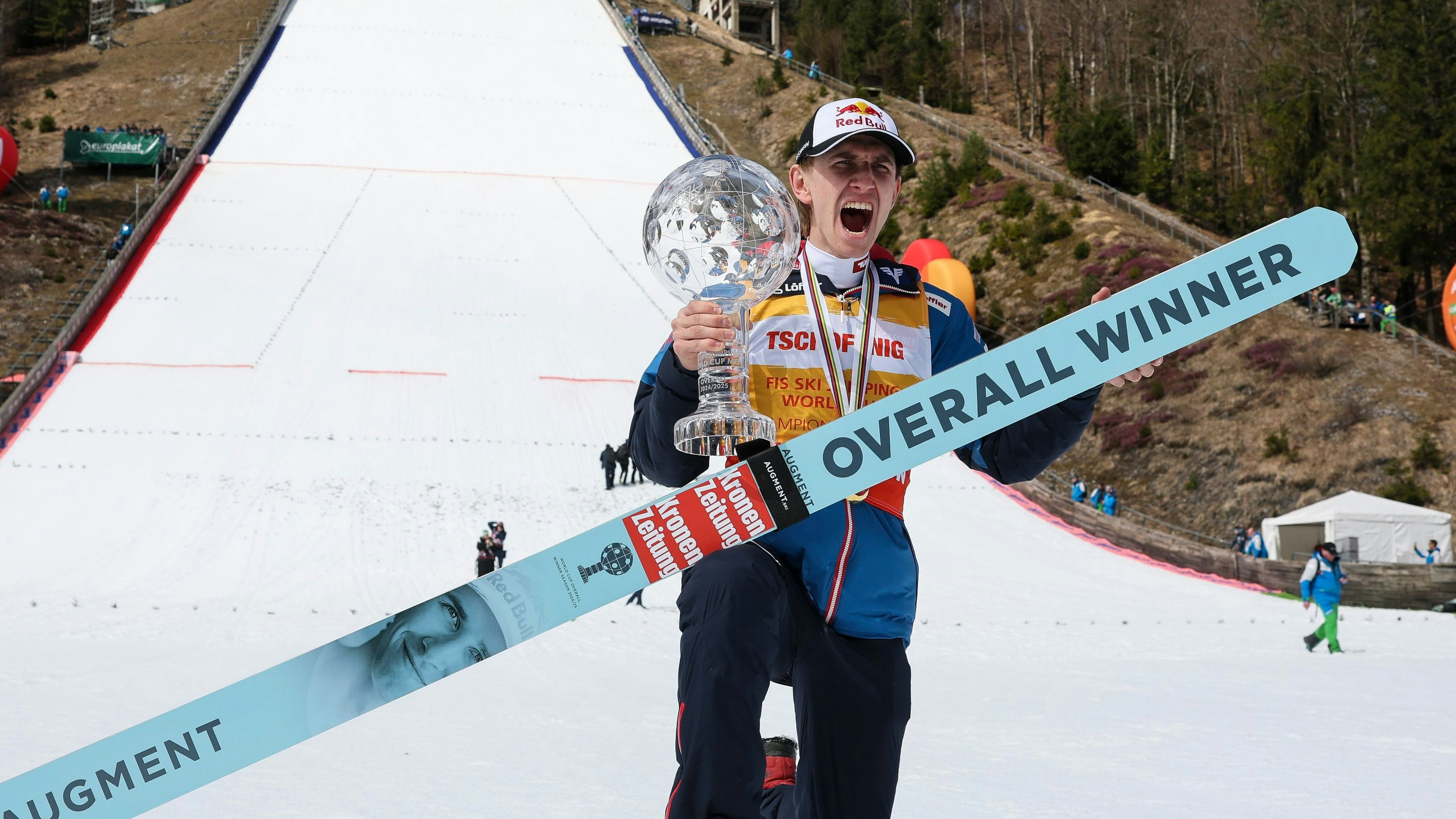 Heute.at - Wechselt Gesamtweltcupsieger Tschofenig zu Hirscher?