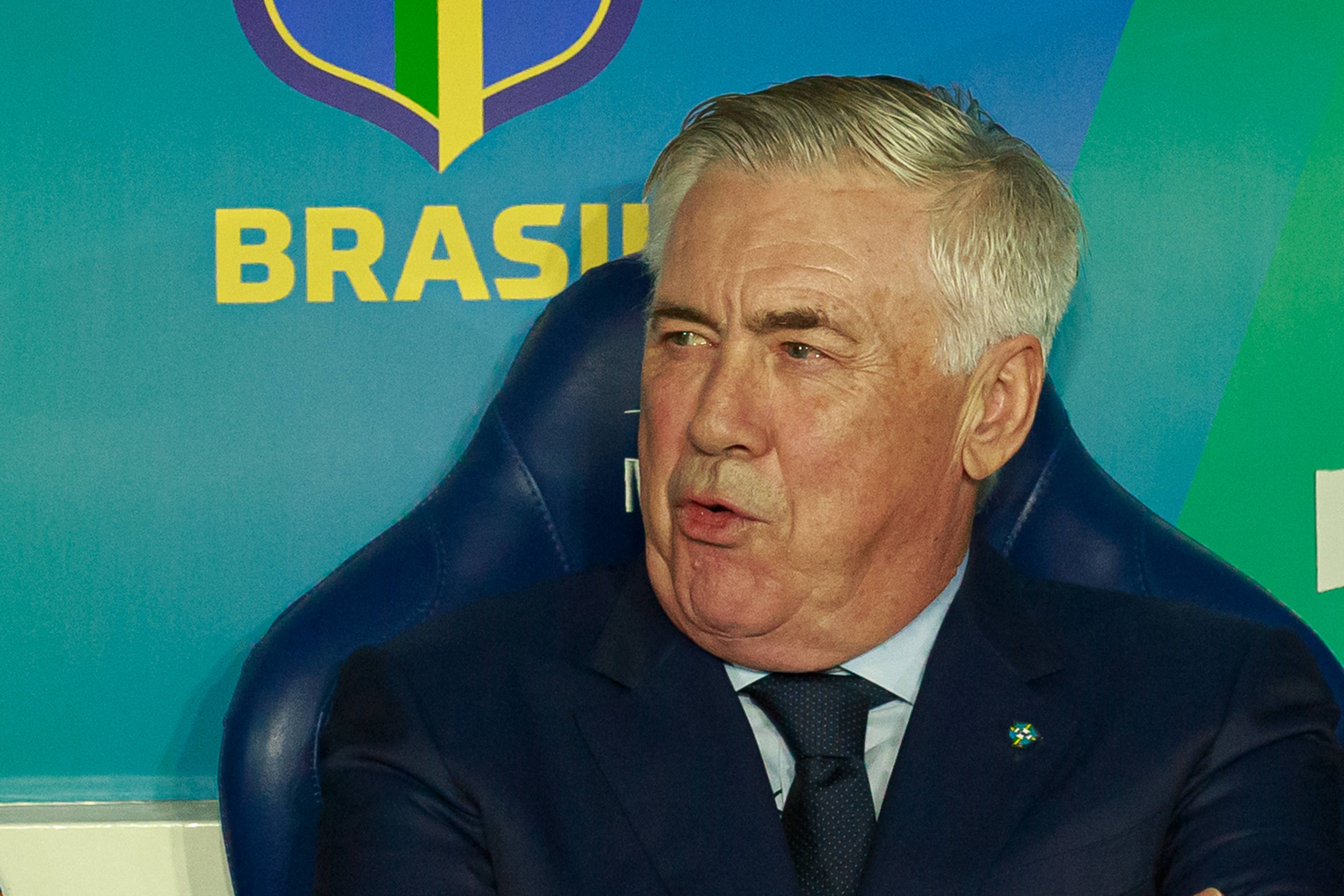 Carlo Ancelotti muss mit Brasilien eine bittere Niederlage einstecken.