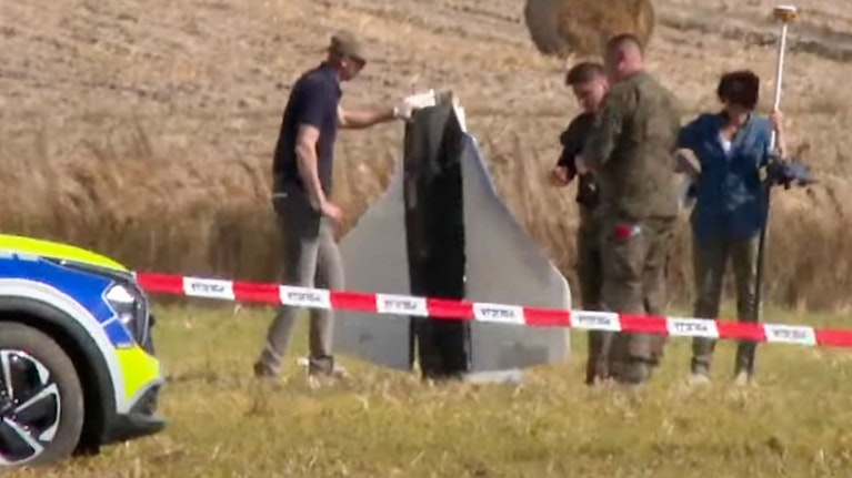 In der Nacht auf Mittwoch drangen 19 russische Drohnen in den Luftraum des NATO-Landes Polen ein. Mutmaßlich vier wurden von Kampfjets aus den Niederlanden abgeschossen. Was man über den Angriff weiß, was nicht. Was Europa sagt und was die Russen.