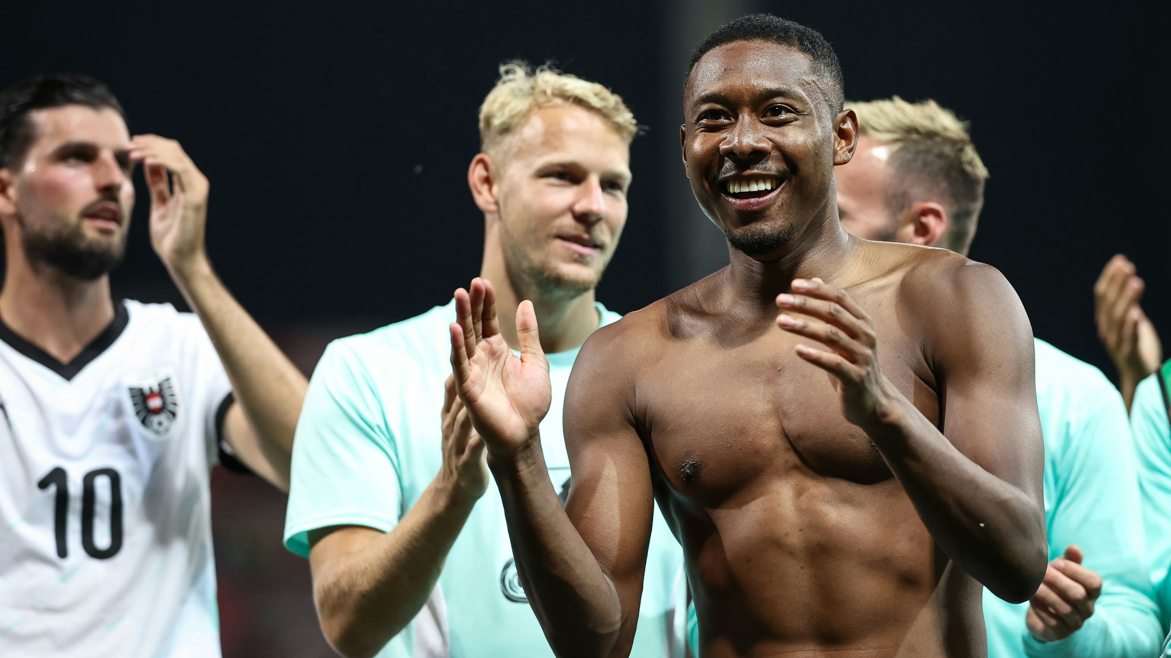 ZENICA,BOSNIA AND HERZEGOVINA,09.SEP.25 - SOCCER - FIFA World Cup 2026, European Qualifiers, group stage, OEFB international match, Bosnia and Herzegovina vs Austria. Image shows the rejoicing of Florian Grillitsch, Marco Gruell and David Alaba (AUT). Photo: GEPA pictures/ Armin Rauthner