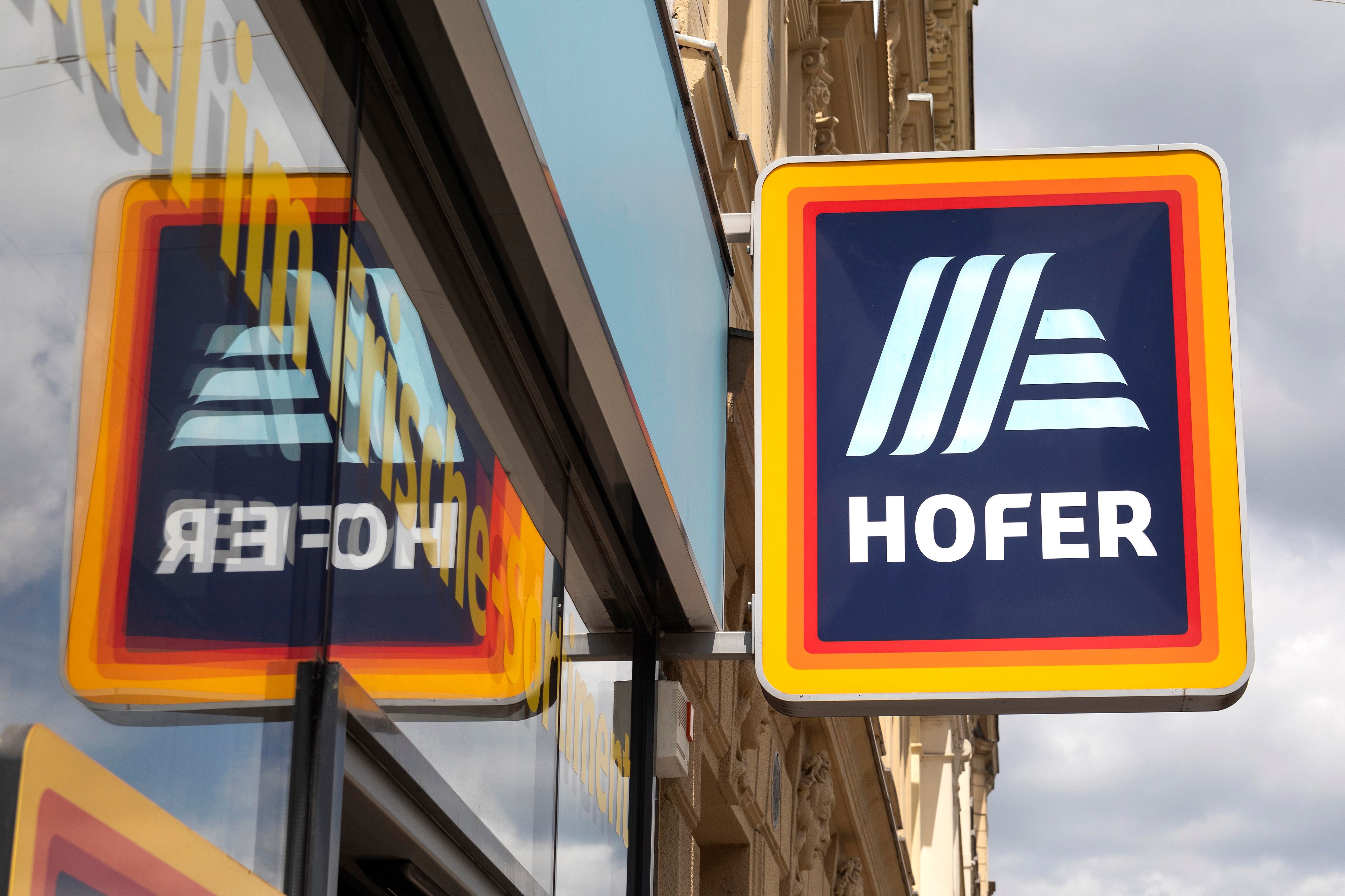 Jobs nach Indien? Mitarbeiter werden ab sofort informiert.