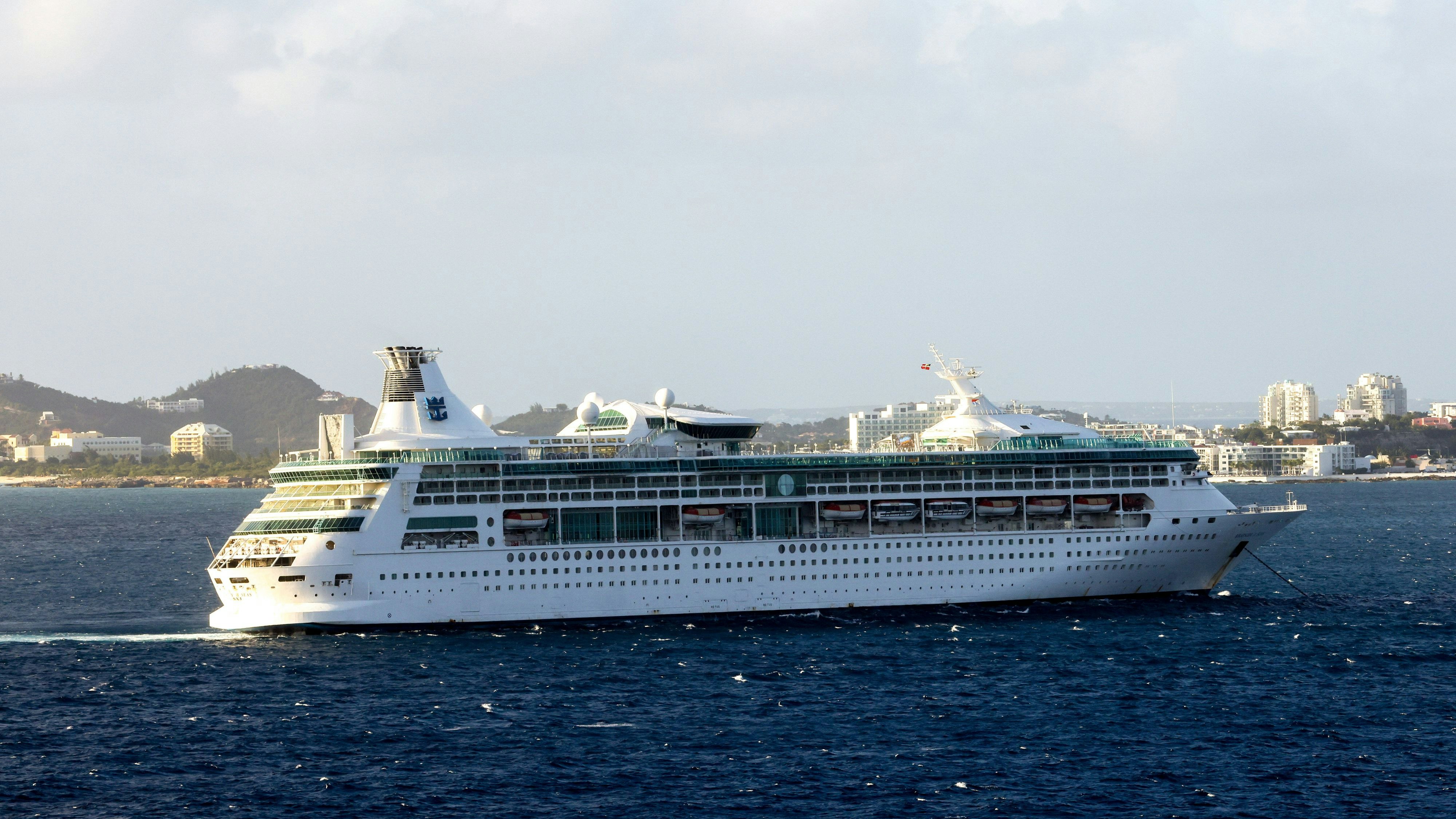 Heute.at - Schulden im Bord-Casino – Mann springt von Schiff