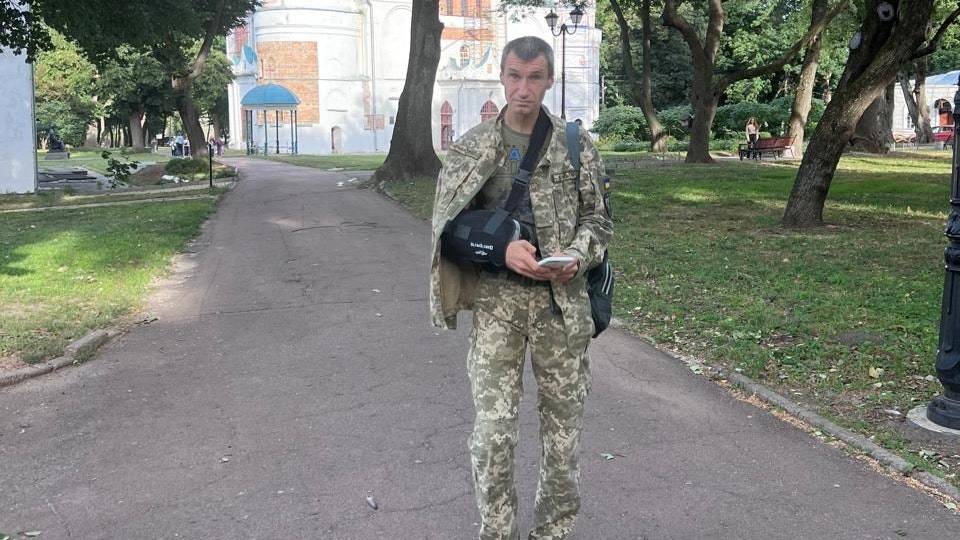 Neposedov nach seiner Entlassung aus dem Militärkrankenhaus, 2022