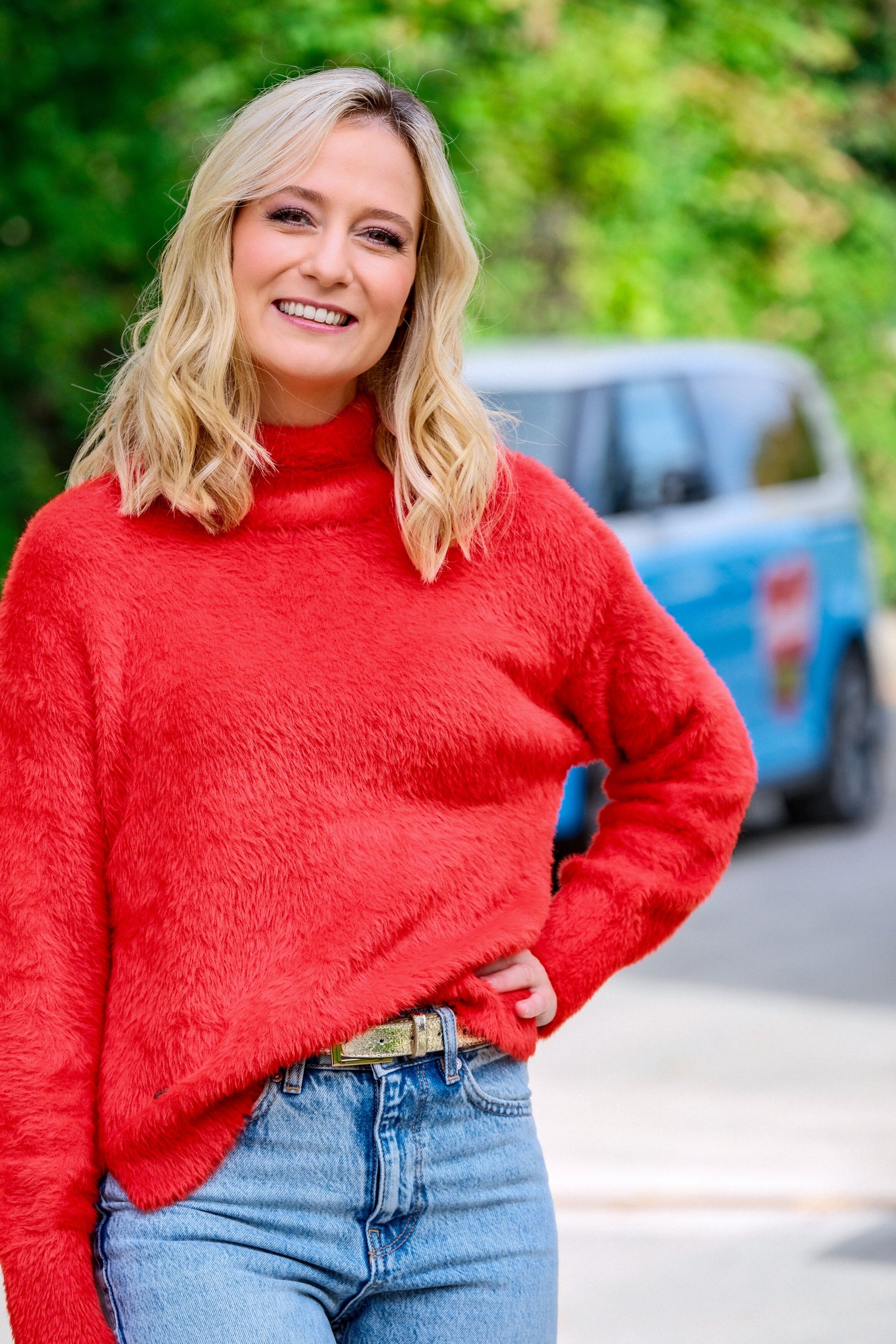 Tina Ritschl moderiert durch die neue Ö3-Abendshow, das 