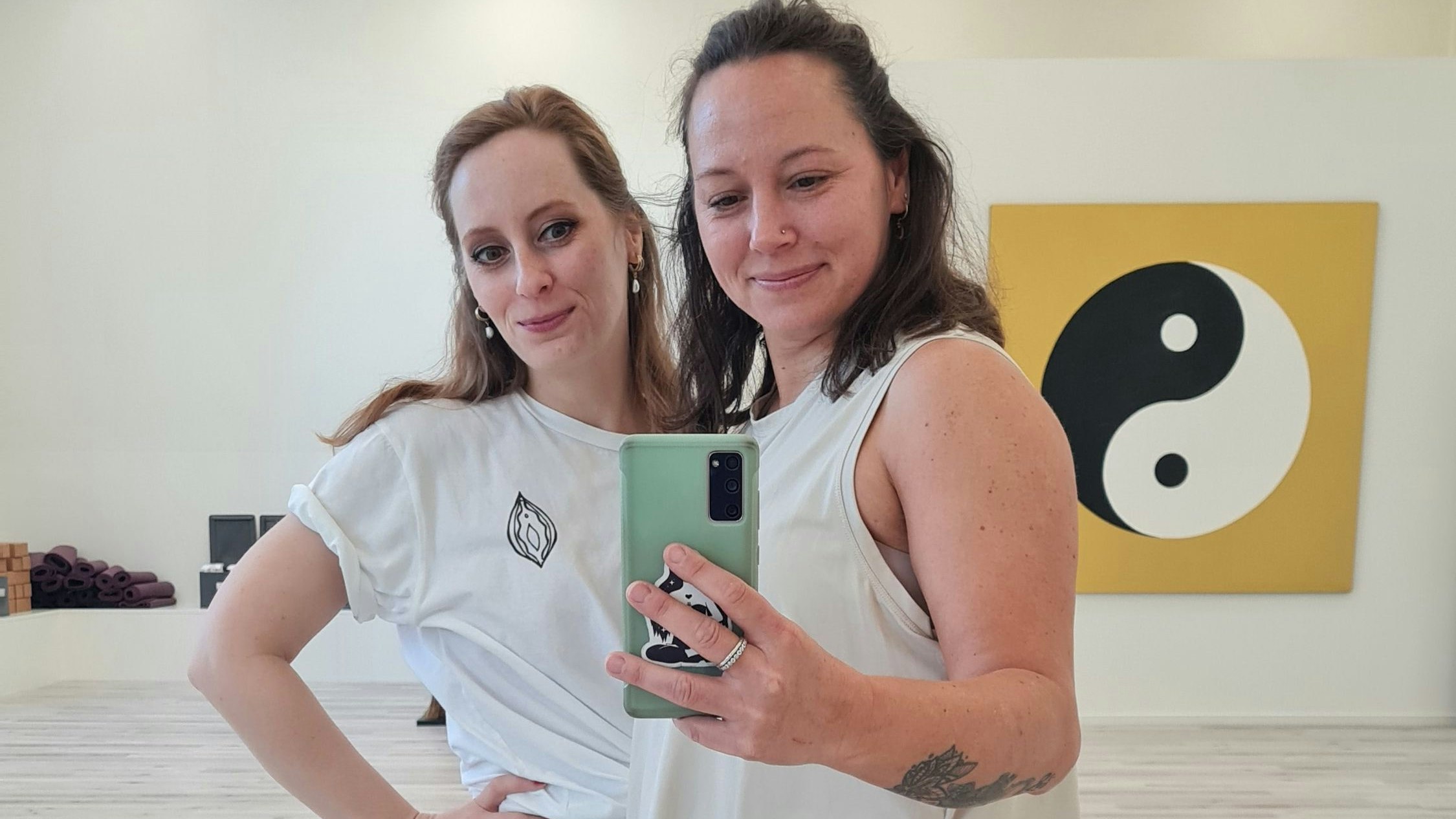 Sophie Brandl und Sarah Brendtner (v.l.) starten mit einem neuen Workshop-Format.