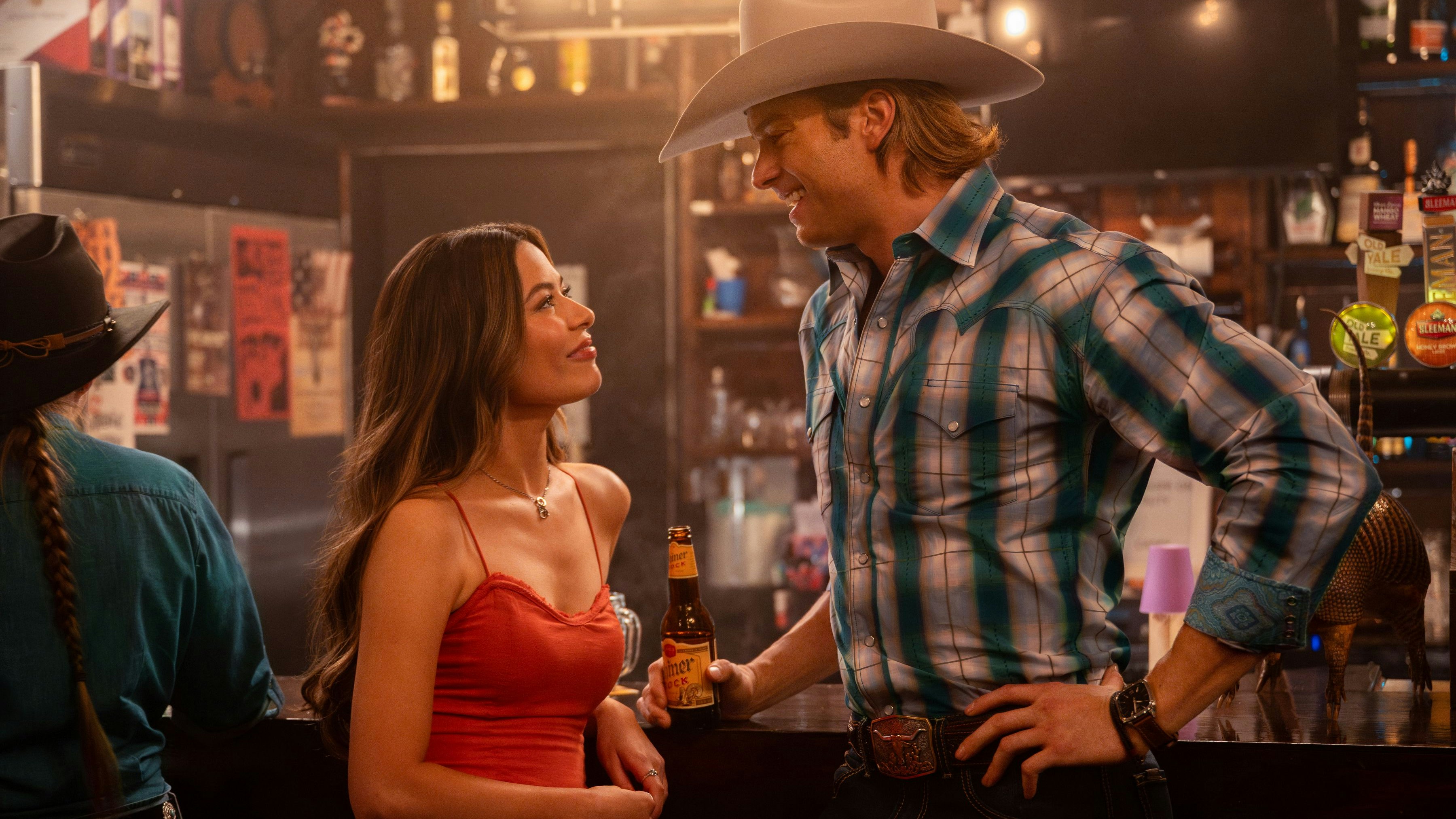 Heute.at - iCarly-Stars finden in neuem Netflix-Hit zueinander