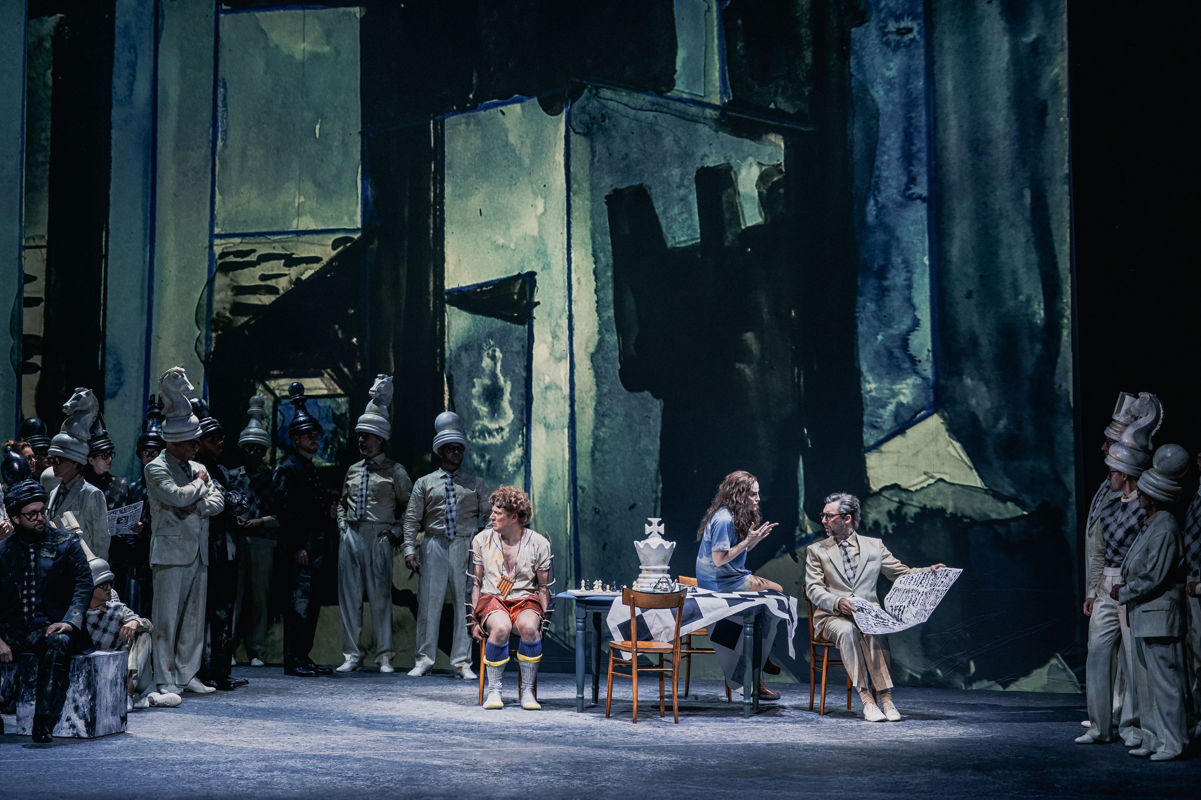 (v.l.) Daniel Schmutzhard (Papageno), Rebecca Nelsen (Pamina), Stefan Cerny (Sarastro)