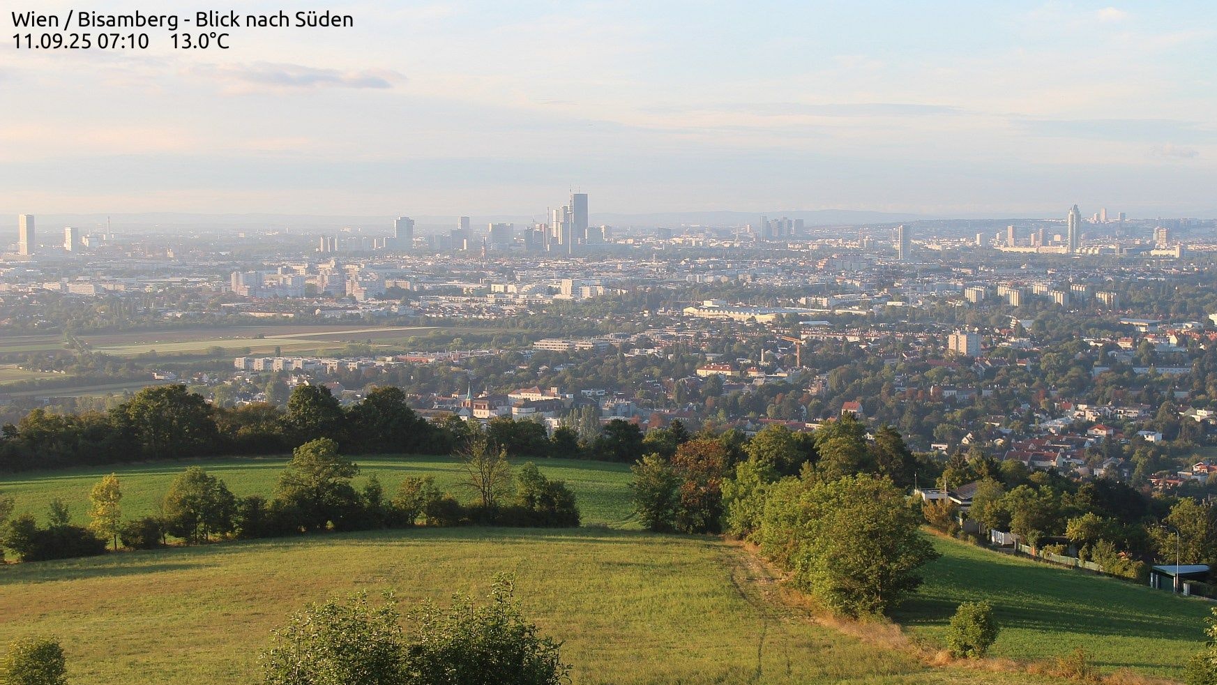 Blick vom Bisamberg auf Wien am 11. September 2025