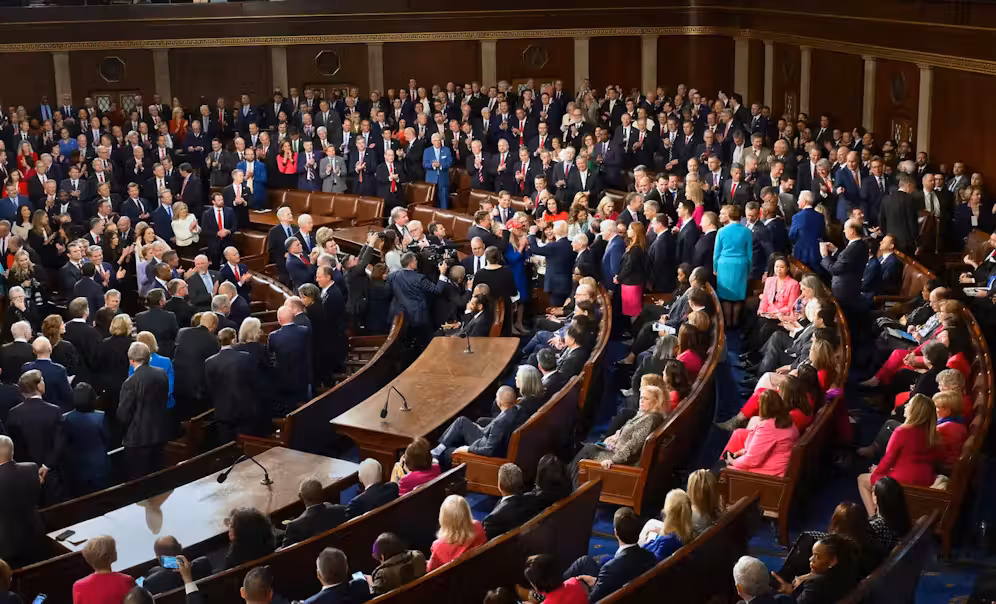 Im US-Repräsentantenhaus brach ein lautstarker Streit nach der Schweigeminute für Charlie Kirk aus. Symbolbild.