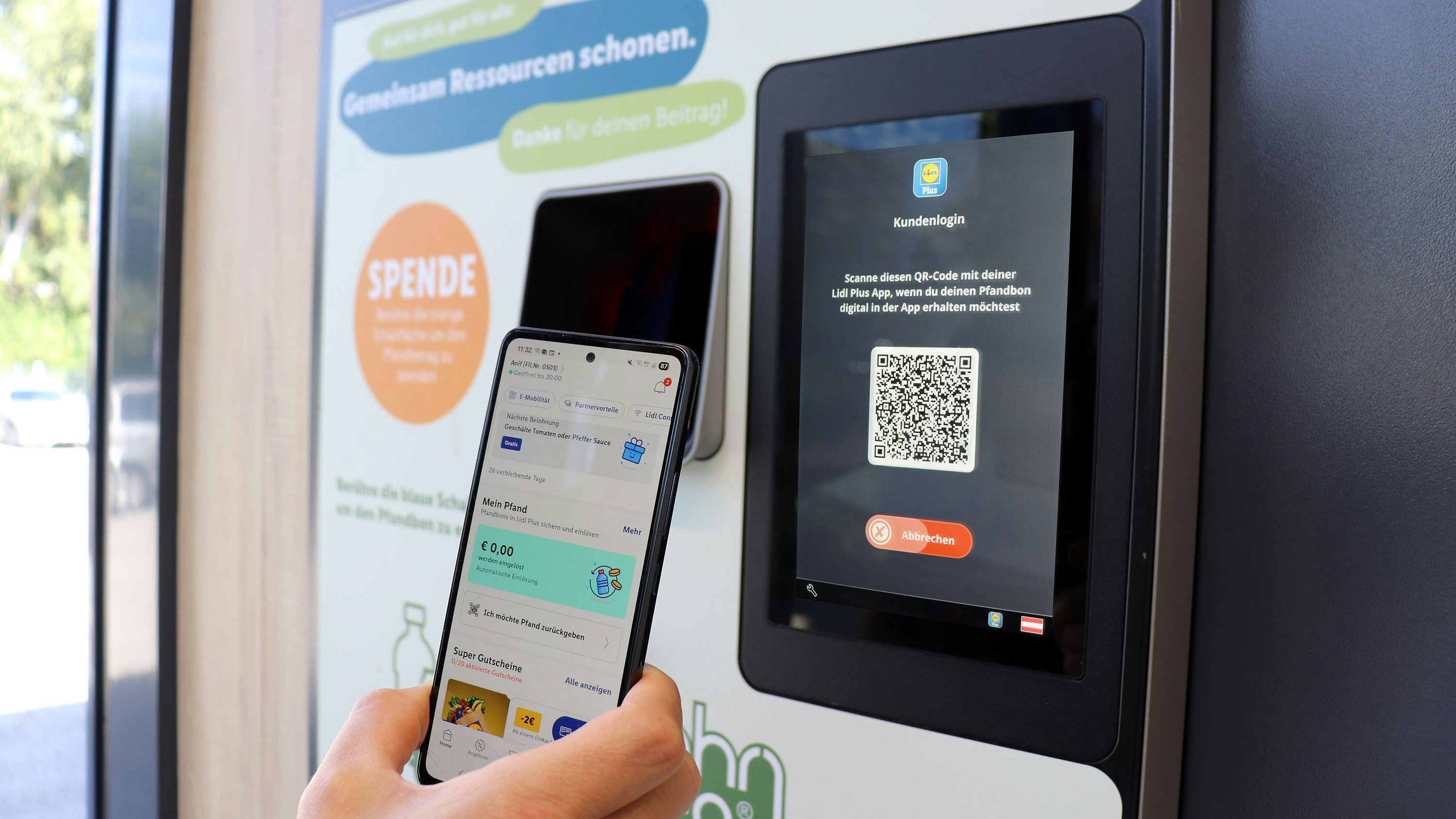 Heute.at - Schluss mit Zettelwirtschaft! Lidl baut Pfandsystem um