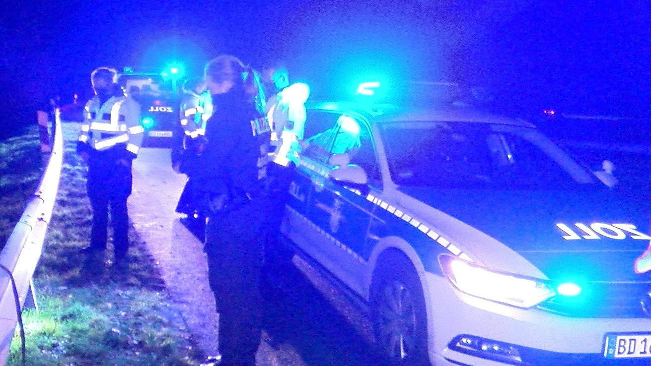 Heute.at - Vater beauftragt Sohn (17) mit Ehrenmord an Schwester