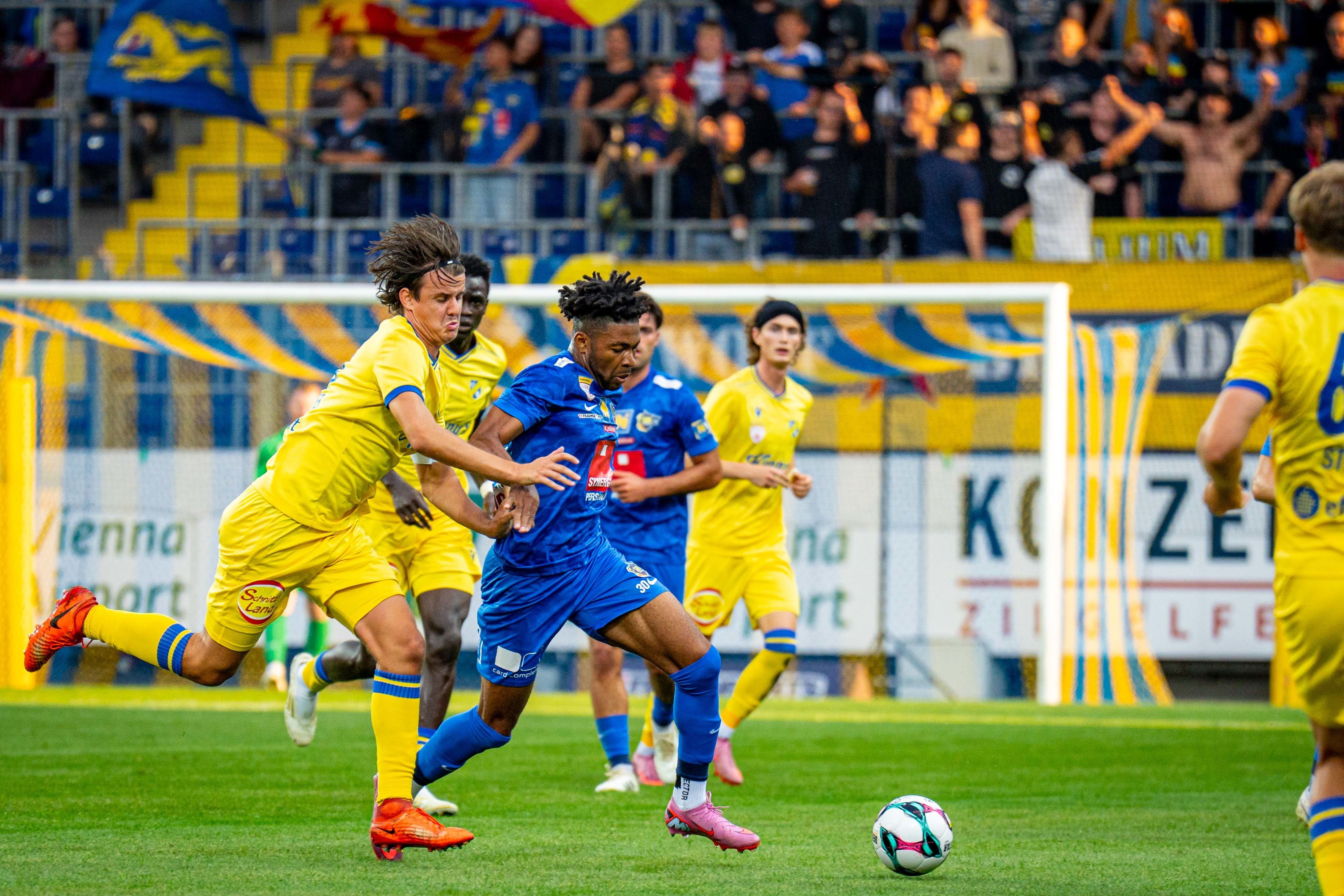 St. Pölten jubelt gegen Stripfing. 