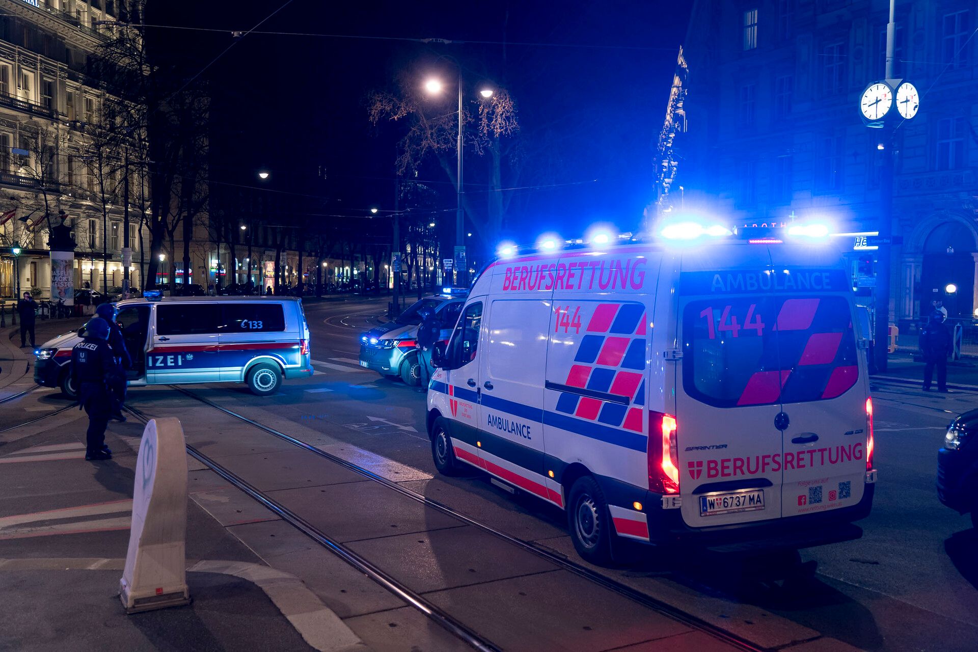 Heute.at - Brutale Rache! Jugendbande missbraucht 15-Jährigen