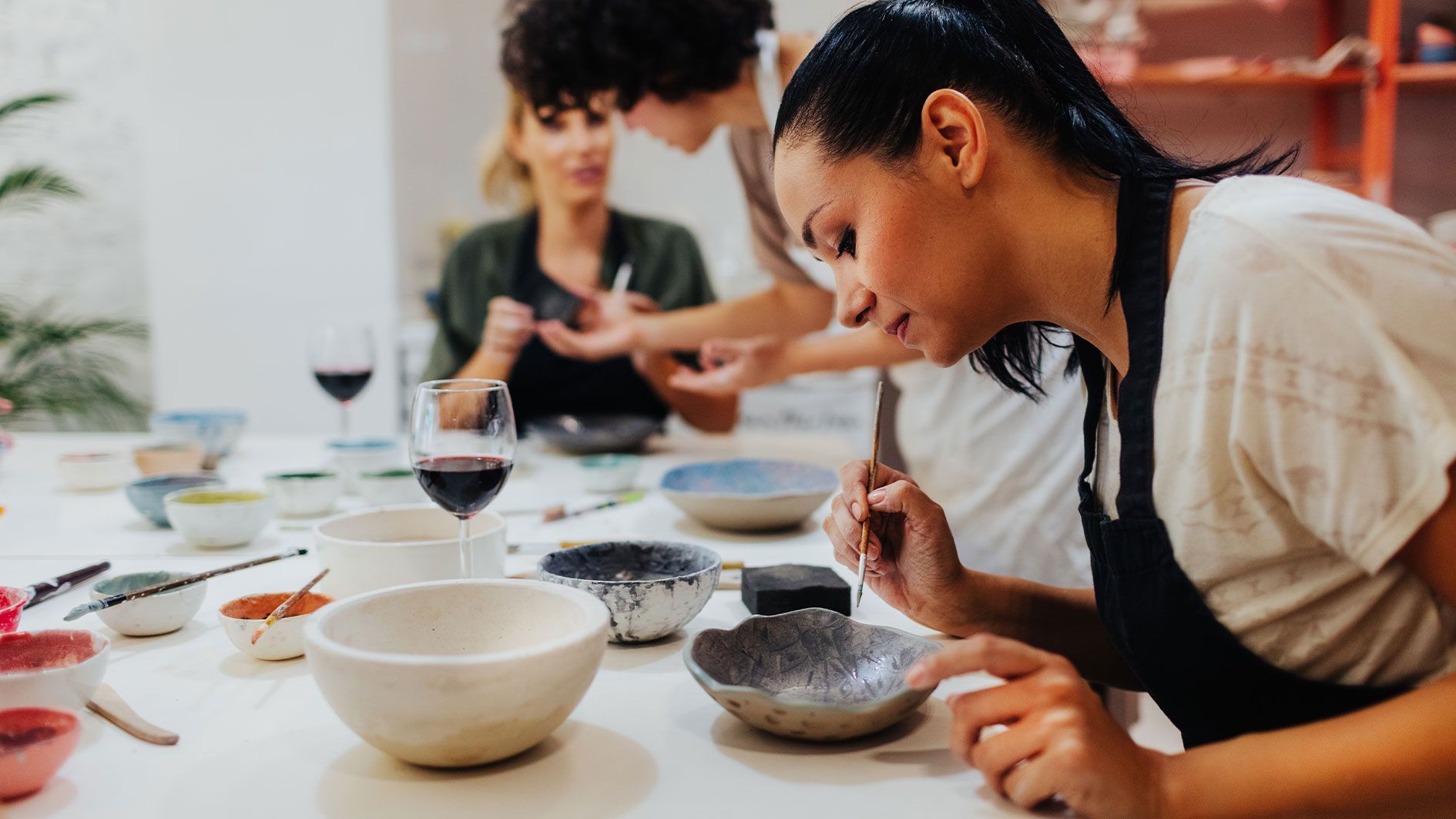 Töpferkurse und Mal-Sessions gelten als neue 