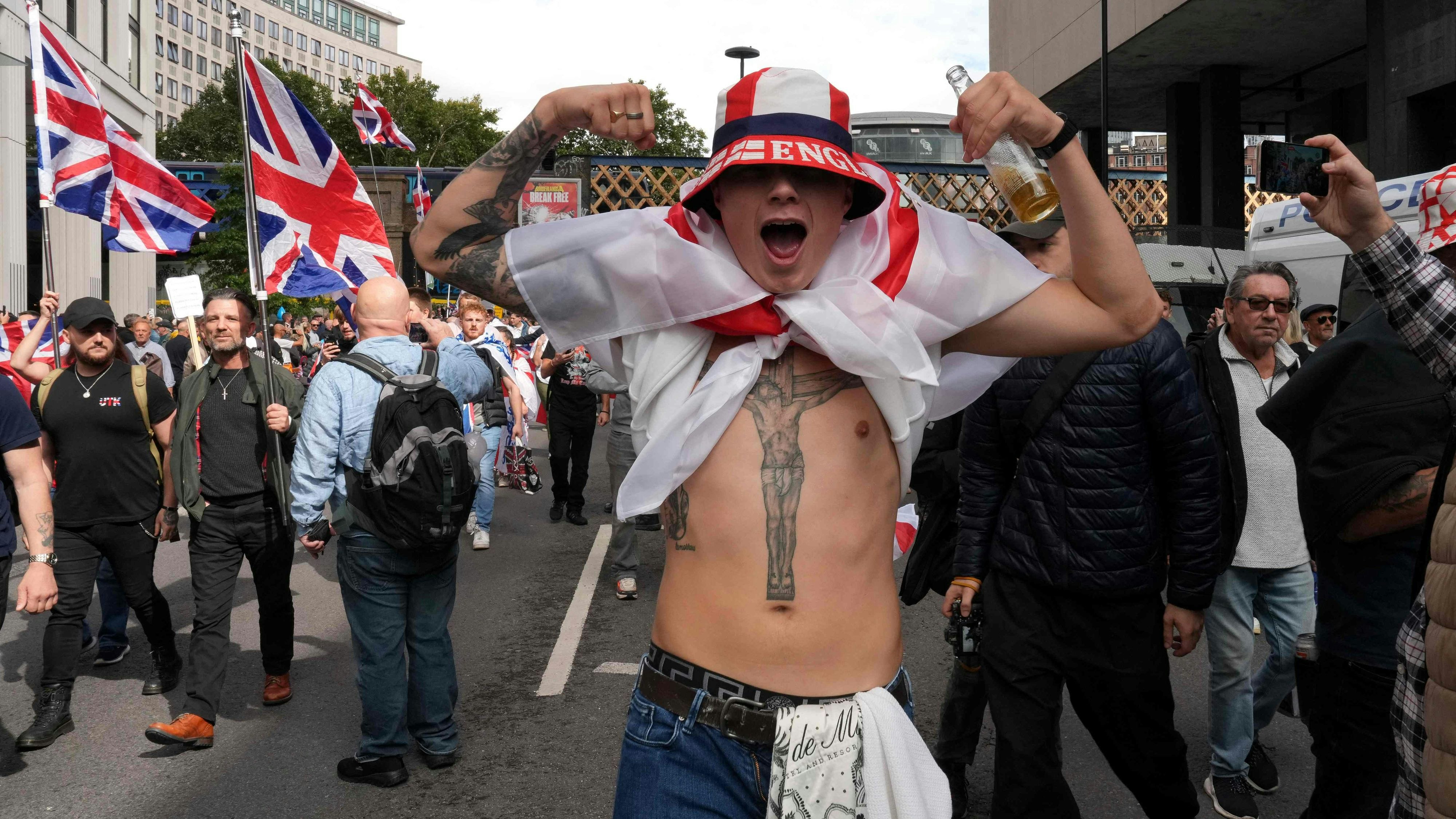 Englands Migrations-Gegner machen mobil