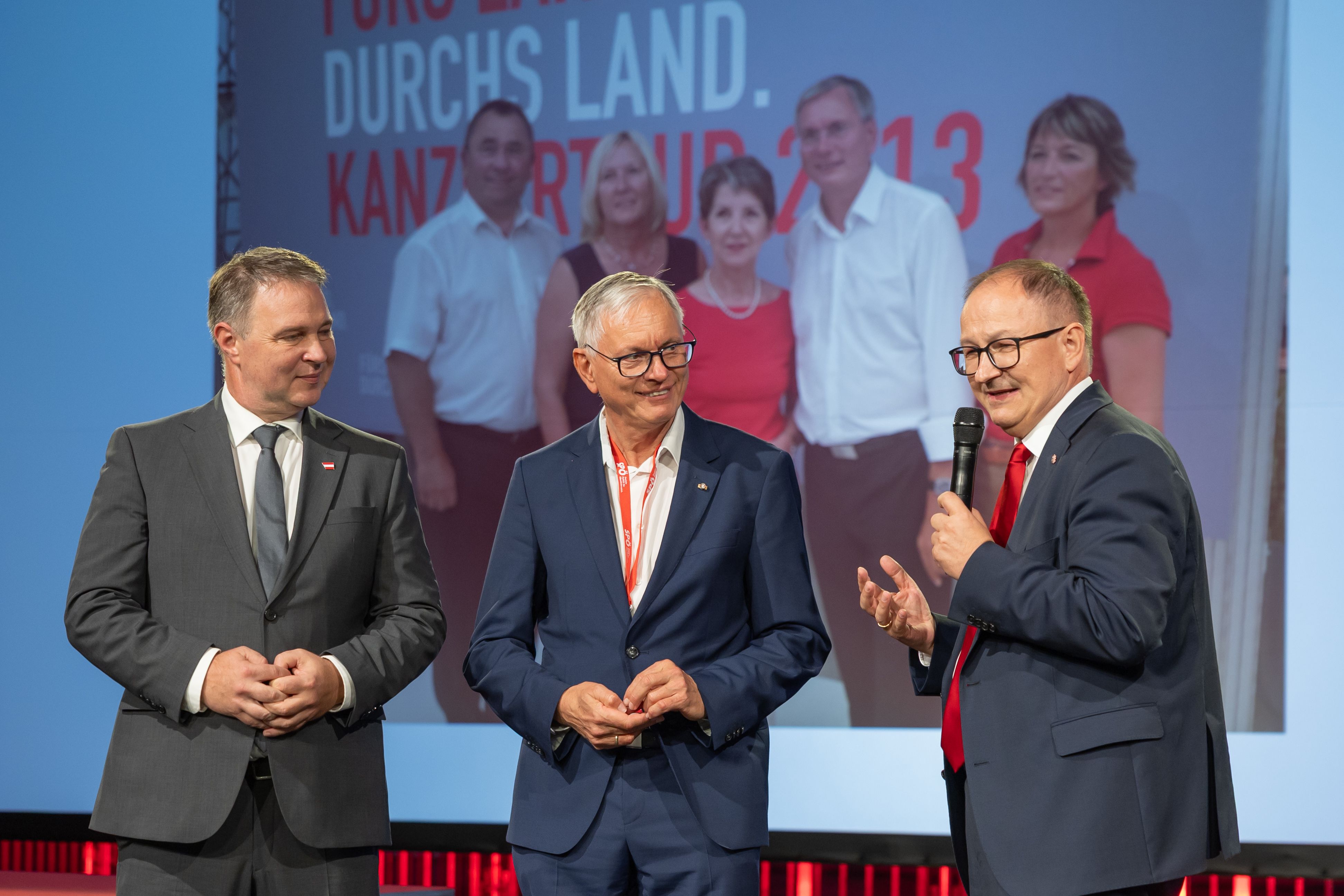 Bei der Kür Martin Winklers zum neuen Landeschef der SPÖ OÖ waren auch Vizekanzler Andreas Babler und der frühere Gesundheitsminister Alois Stöger vor Ort. 
