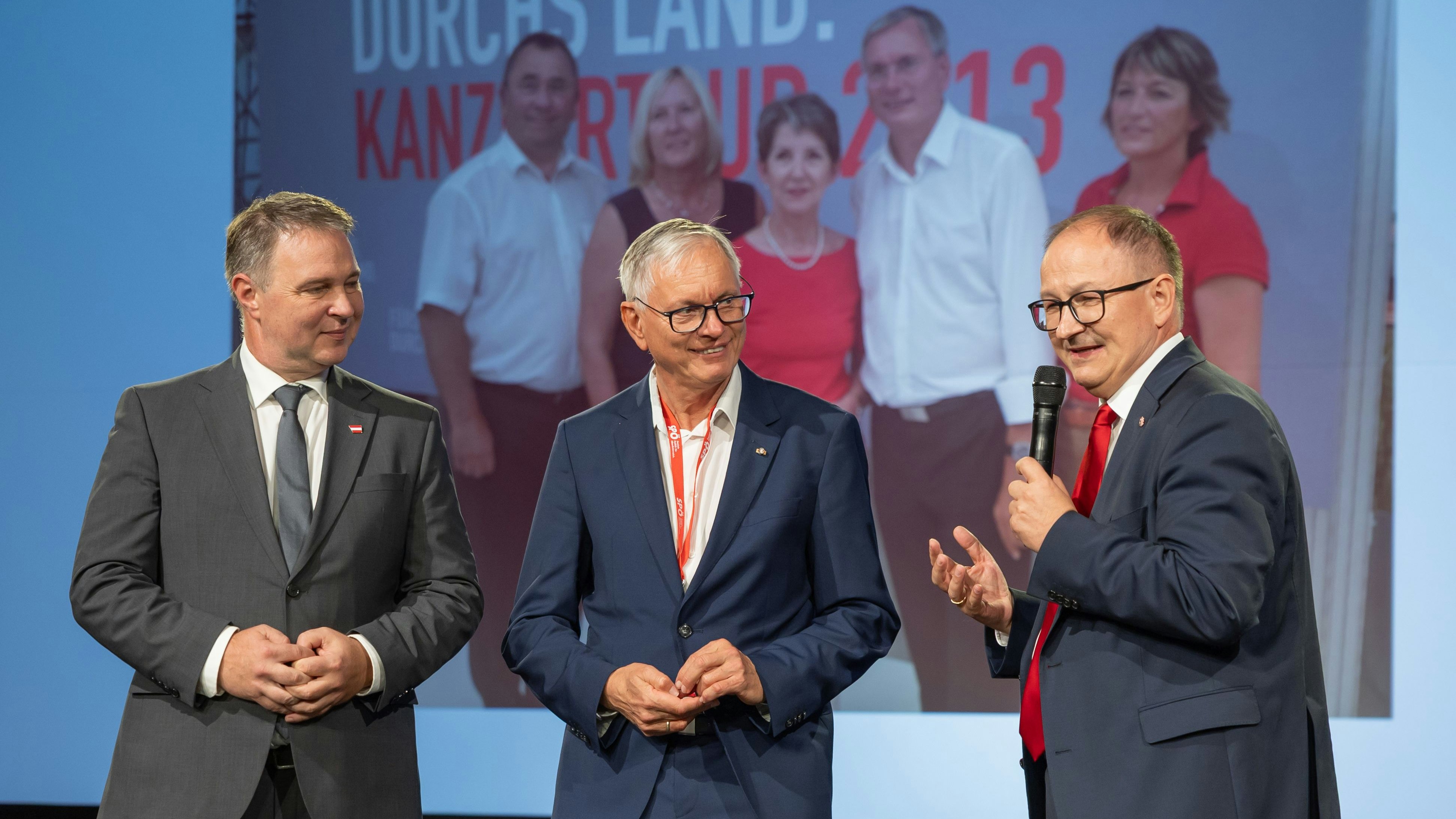 Bei der Kür Martin Winklers zum neuen Landeschef der SPÖ OÖ waren auch Vizekanzler Andreas Babler und der frühere Gesundheitsminister Alois Stöger vor Ort. 