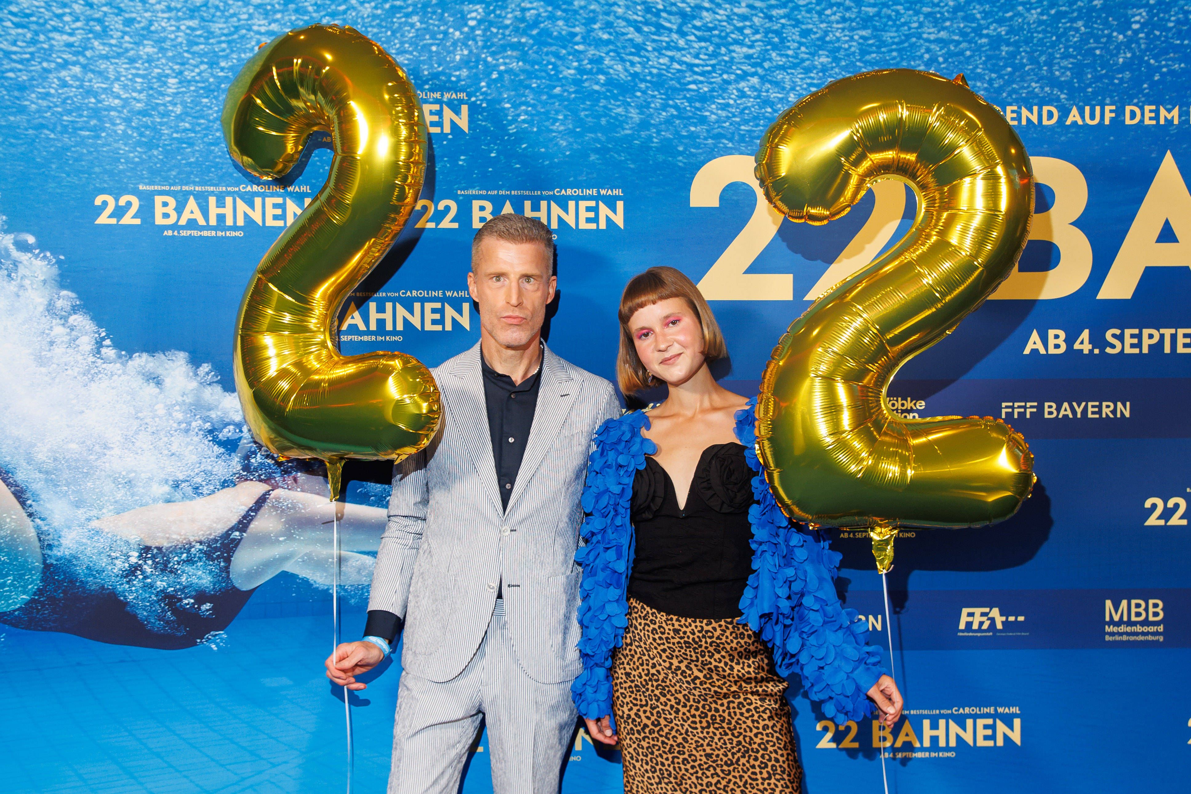 <strong>Benjamin von Stuckrad-Barre</strong> und <strong>Caroline Wahl</strong> beim Screening zum Kinofilm 