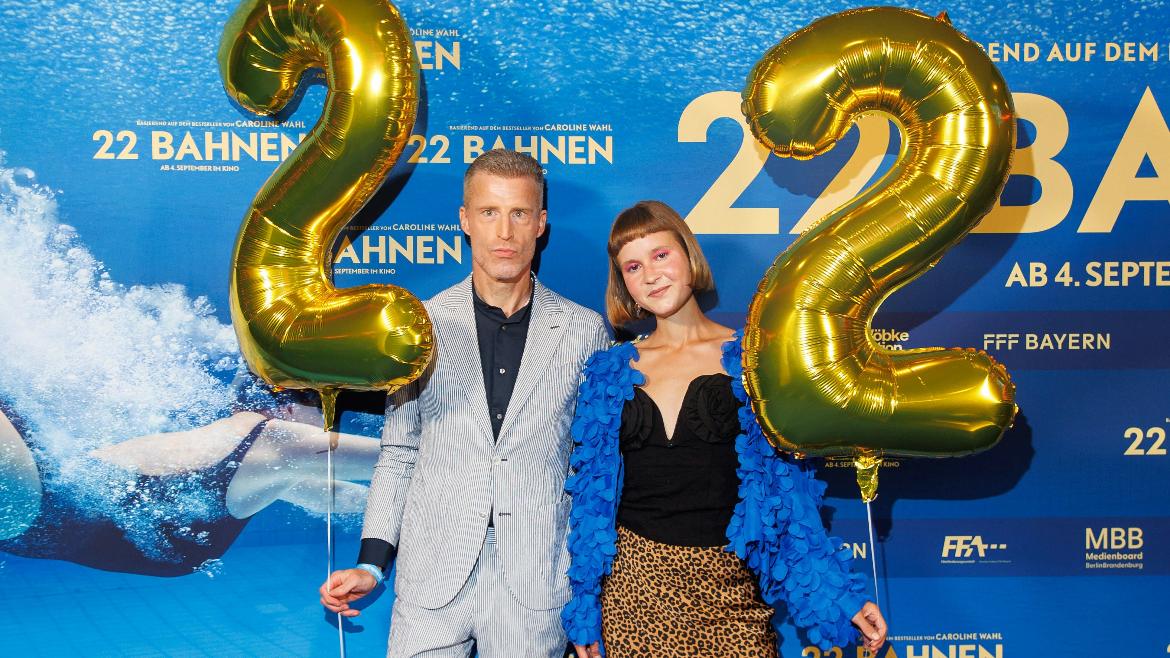 Screening - 22 Bahnen Benjamin von Stuckrad-Barre und Caroline Wahl beim Screening zum Kinofilm 22 Bahnen im Zoo Palast am 02.09.2025 in Berlin. *** Screening 22 Bahnen Benjamin von Stuckrad Barre and Caroline Wahl at the screening of the movie 22 Bahnen at Zoo Palast on 02 09 2025 in Berlin Copyright: xEventpressxKochanx