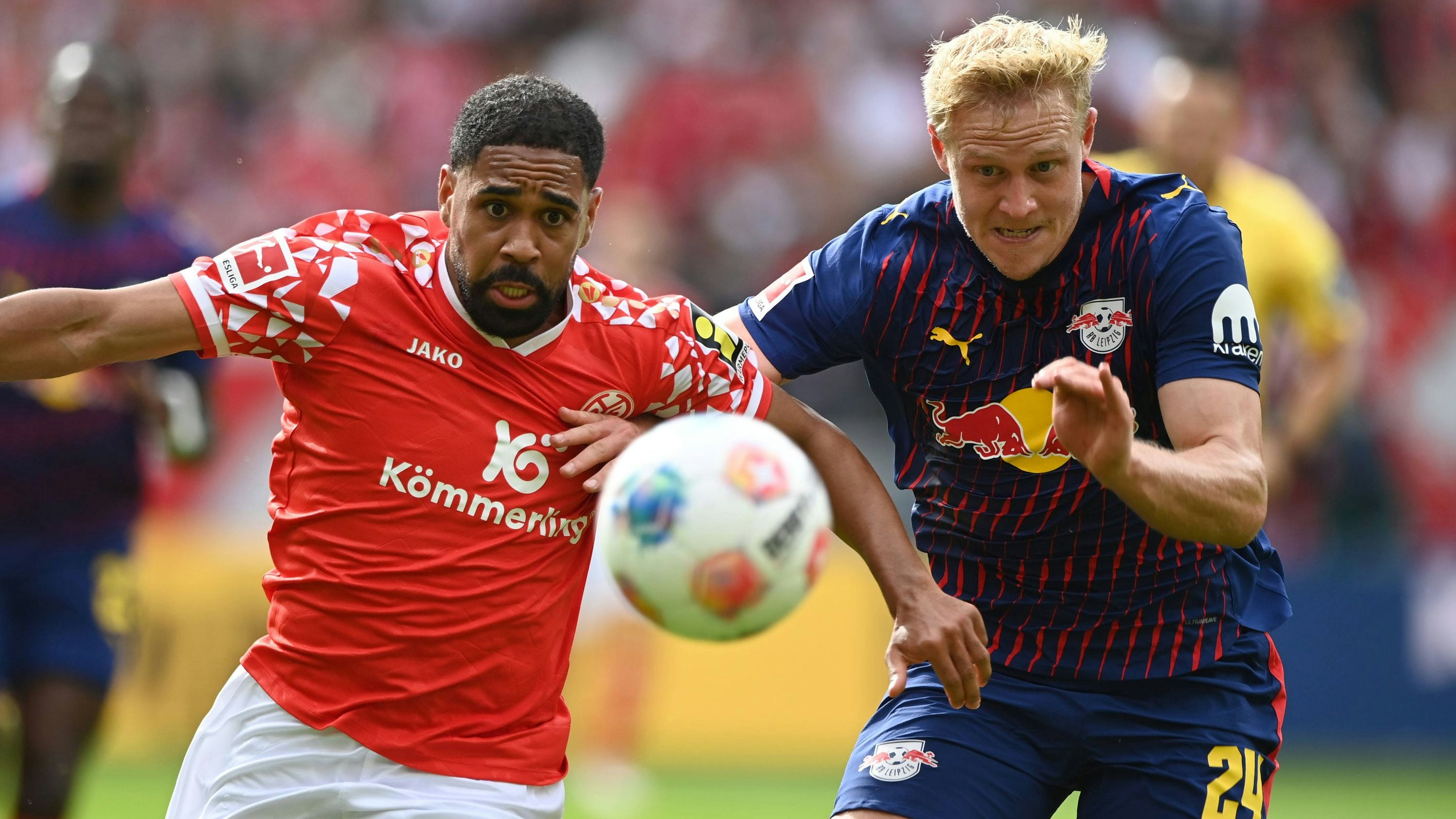 Heute.at - Die Wade! ÖFB-Legionär fällt erneut wochenlang aus