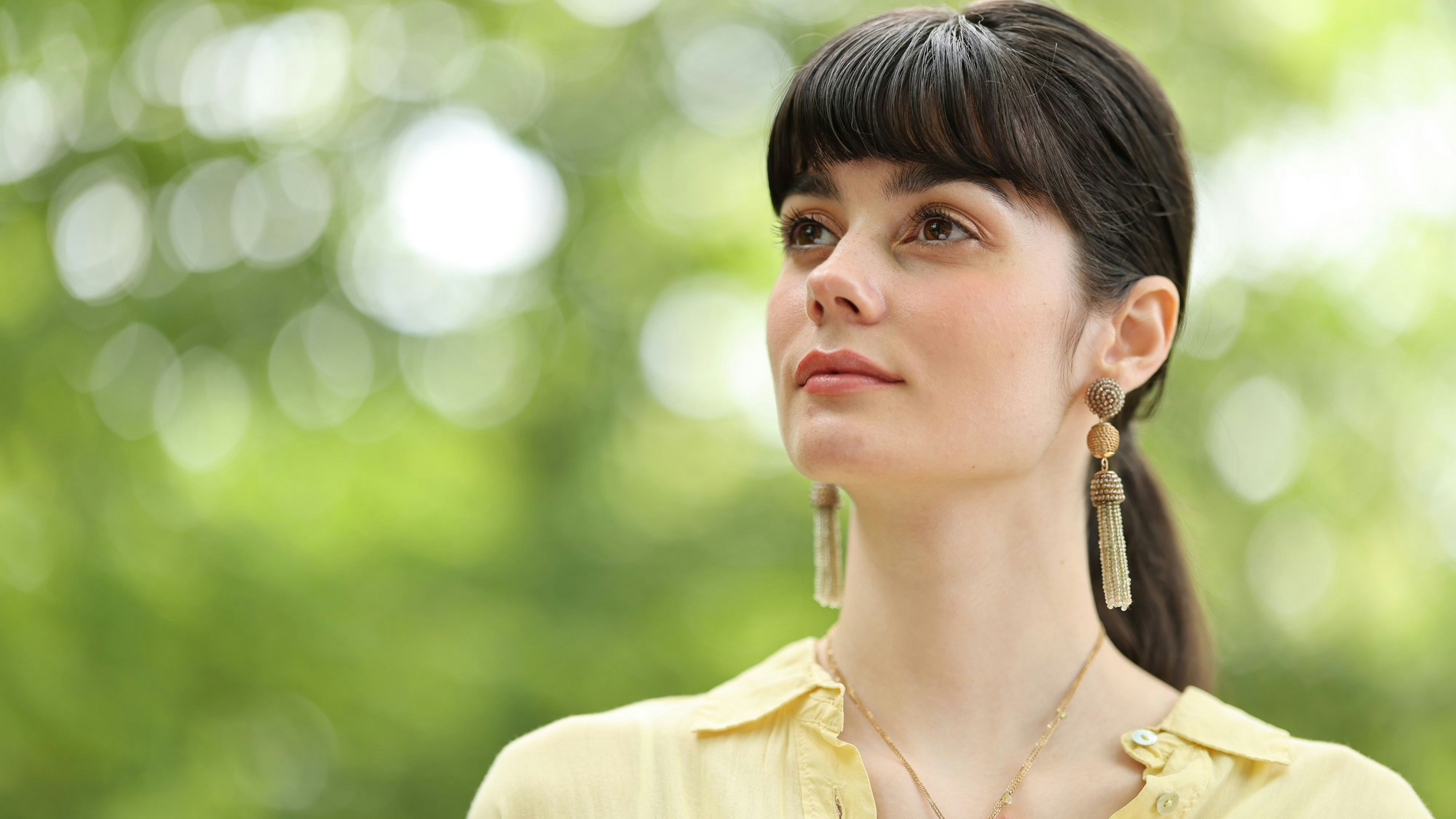 Porträtklassiker neu definiert: das Canon 85mm Objektiv für Foto- und Video-Shootings.