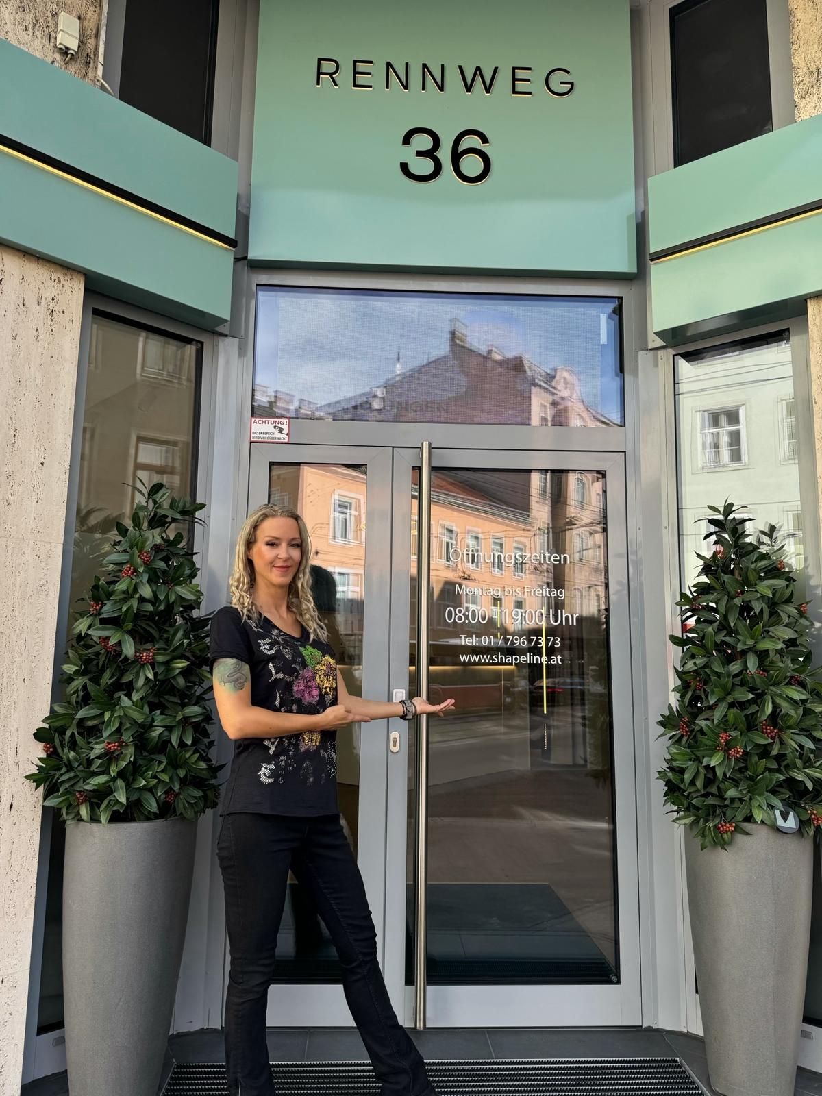 Simone Lugner startet in ein neues (Berufs)Leben