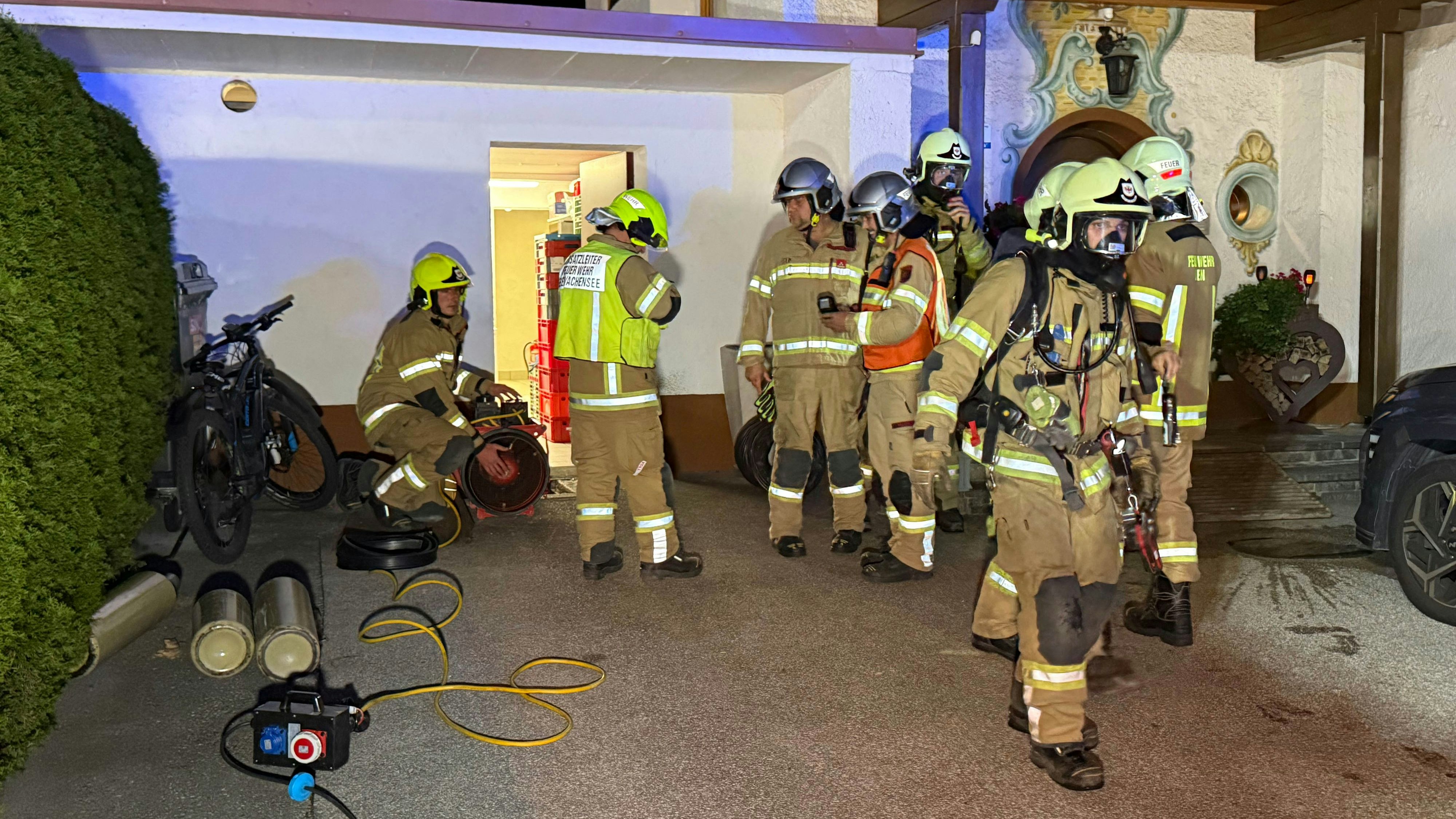 Heute.at - Kohlenmonoxid-Alarm! 20 Gäste aus Hotel evakuiert