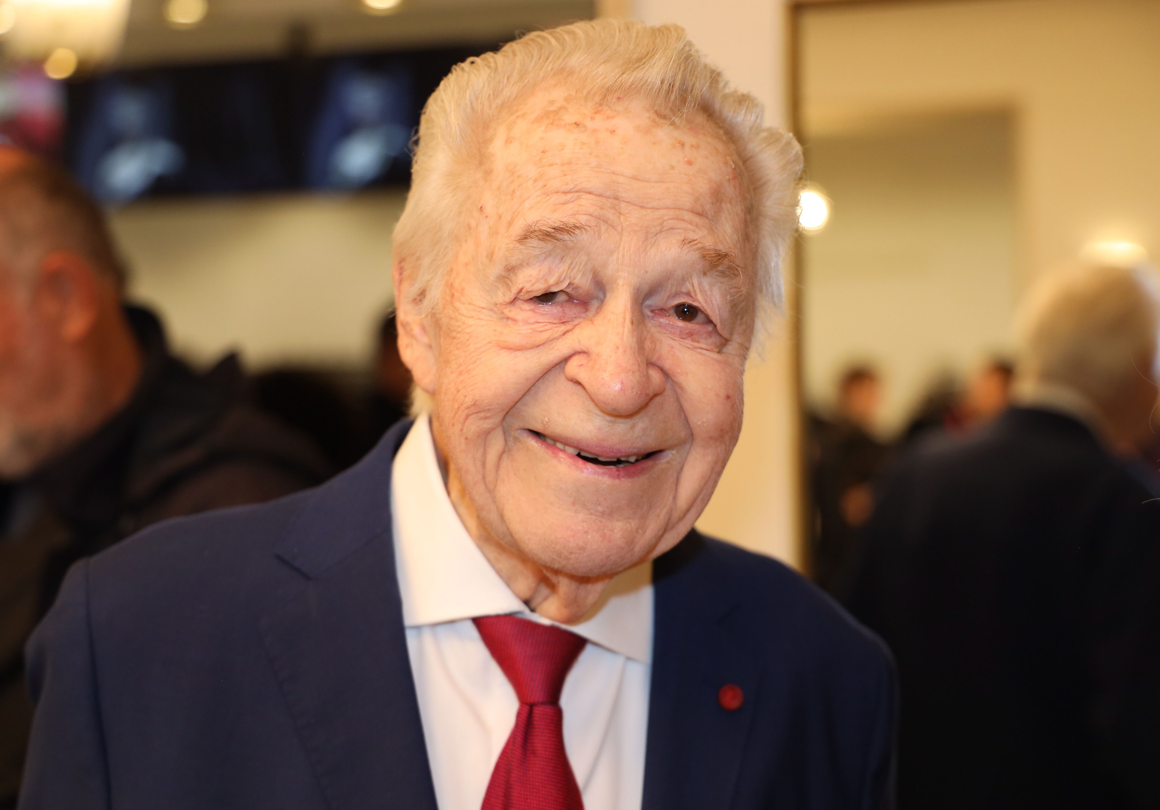 Harald Serafin ist im Alter von 93 Jahren verstorben. 