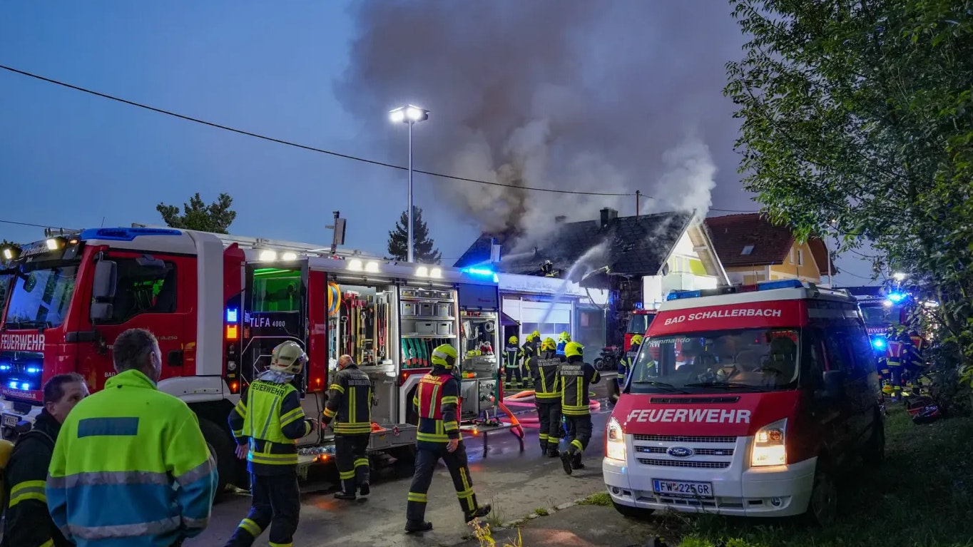 Heute.at - Massive Rauchsäule – Großeinsatz in Bad Schallerbach
