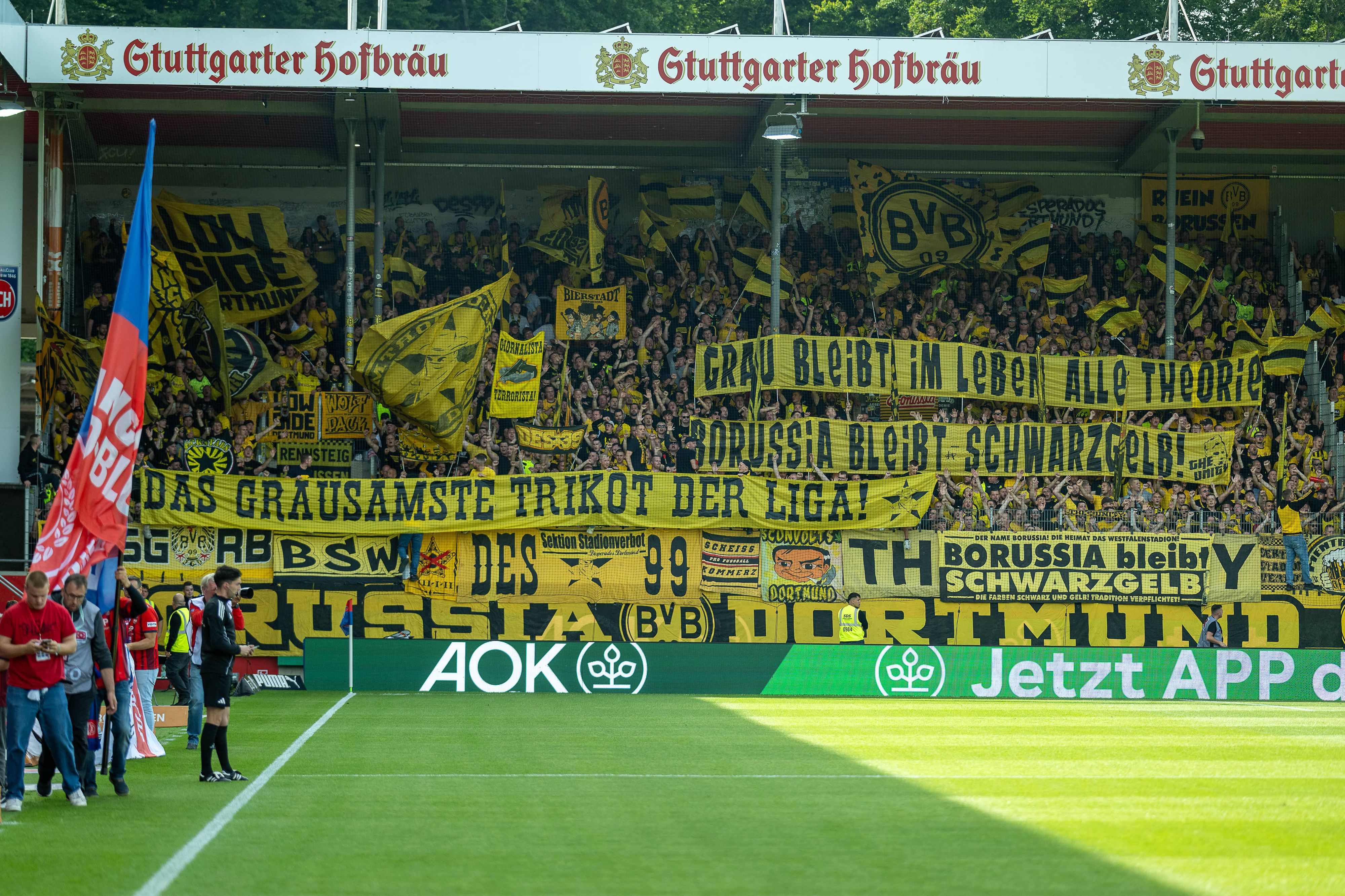 Protest der Dortmund-Anhänger gegen das neue Trikot