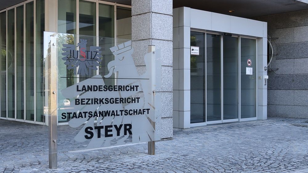 Heute.at - Eigene Tochter ins Ausland entführt – Eltern verurteilt